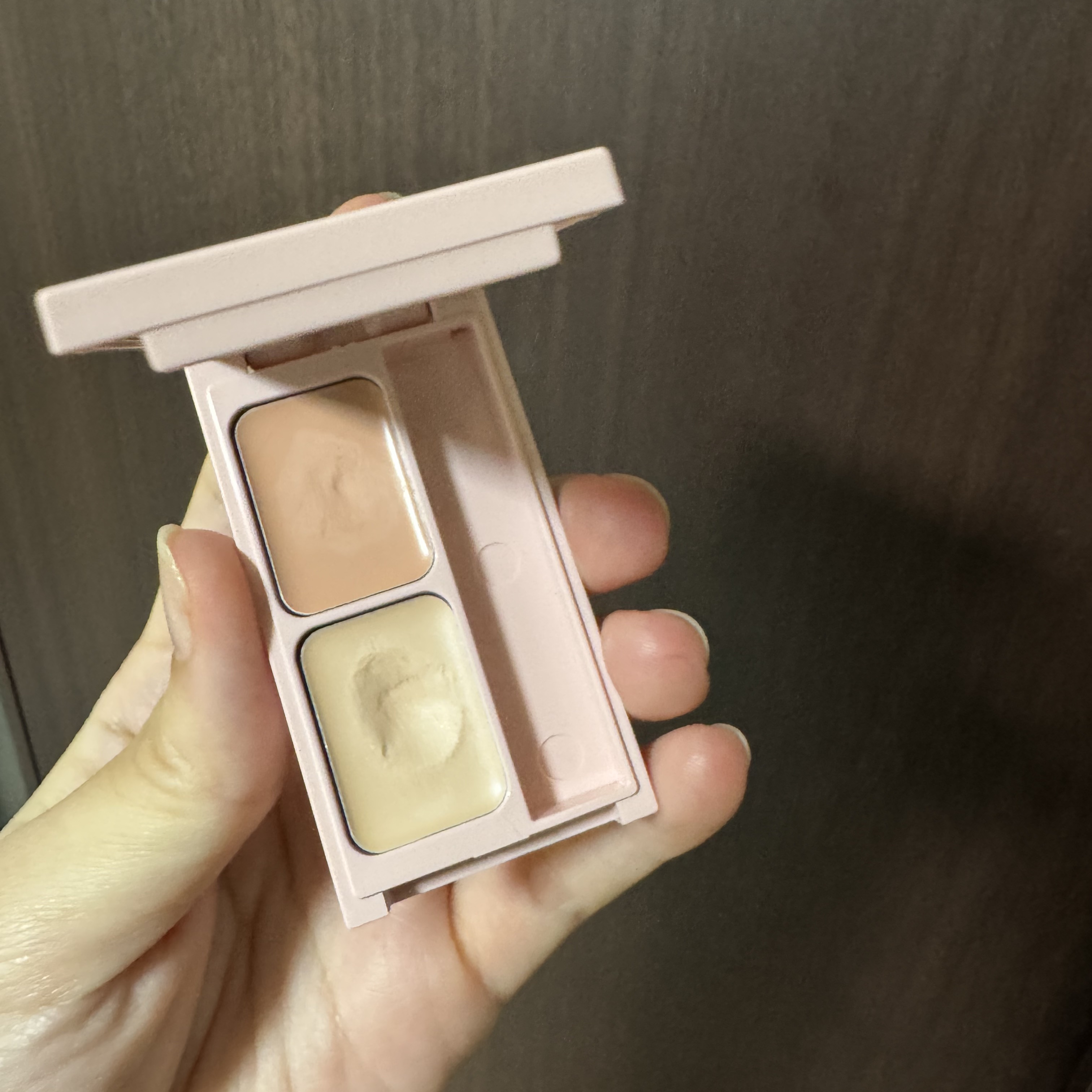 フーミー キニシーラー ライトピンク/WHOMEE/パレットコンシーラーを使ったクチコミ（2枚目）