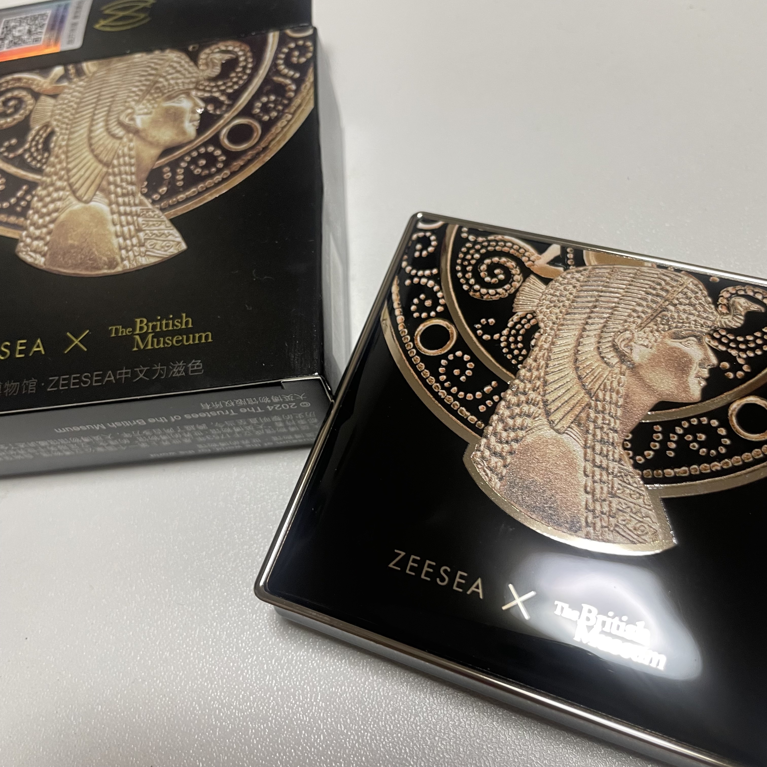 ZEESEA(ズーシー)大英博物館 エジプトシリーズ パウダーファンデーション AM01 アイボリーホワイト/ZEESEA/パウダーファンデーションを使ったクチコミ（1枚目）