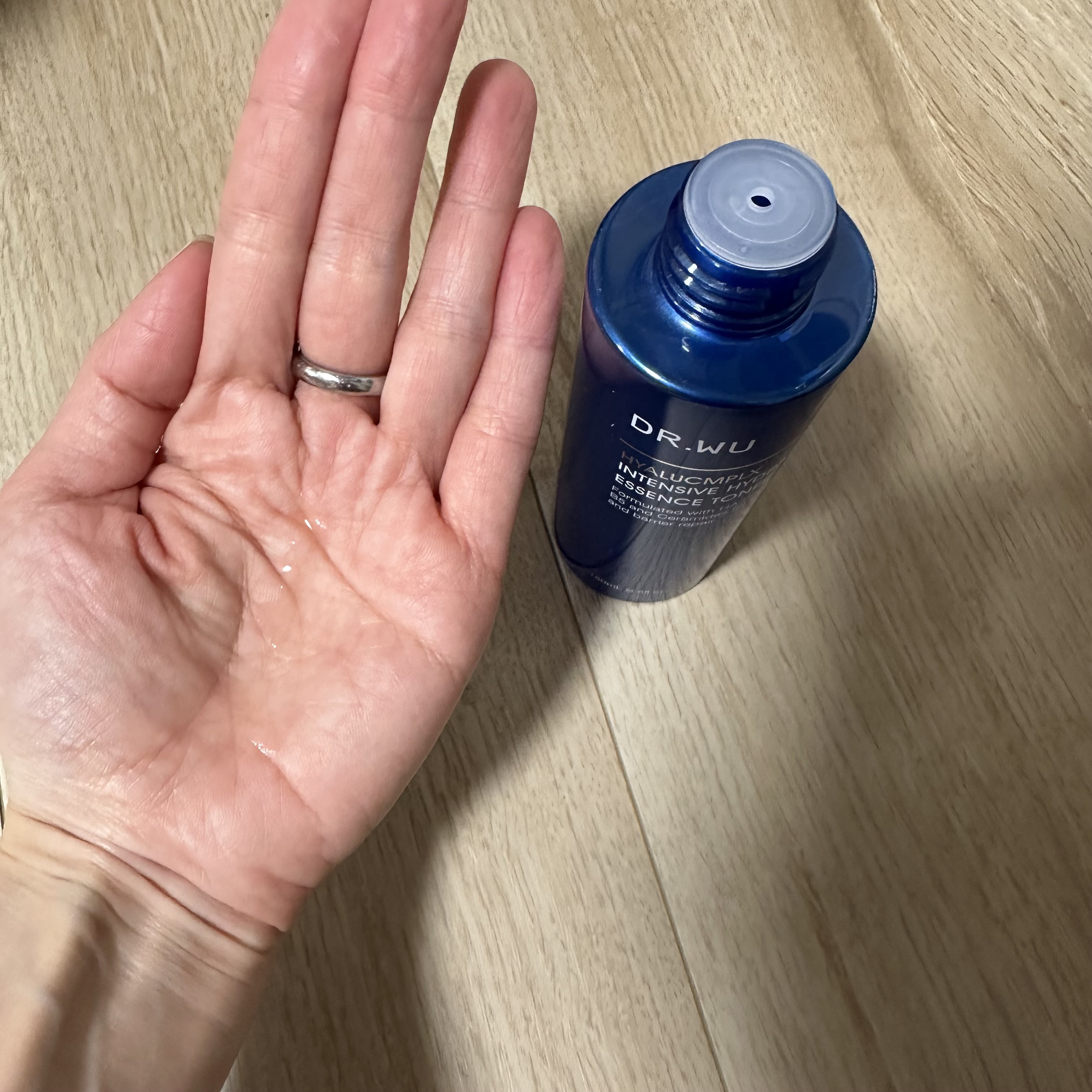 ヒアルコンプレクス モイスト エッセンストナー＜化粧水＞/DR.WU/化粧水を使ったクチコミ（3枚目）