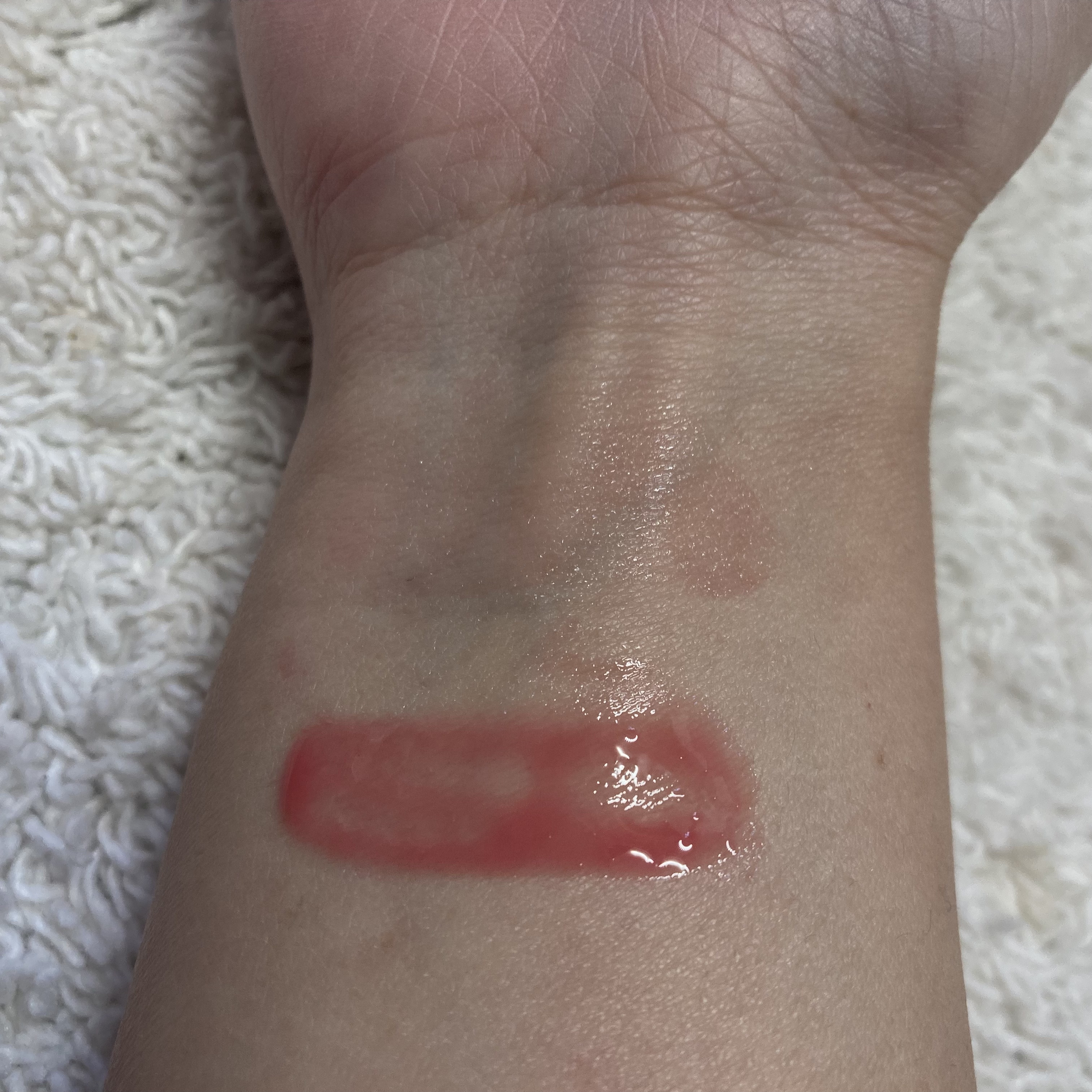 ホワイトトリュフナリシングセラムリップバーム/ダルバ/リップバームを使ったクチコミ（2枚目）