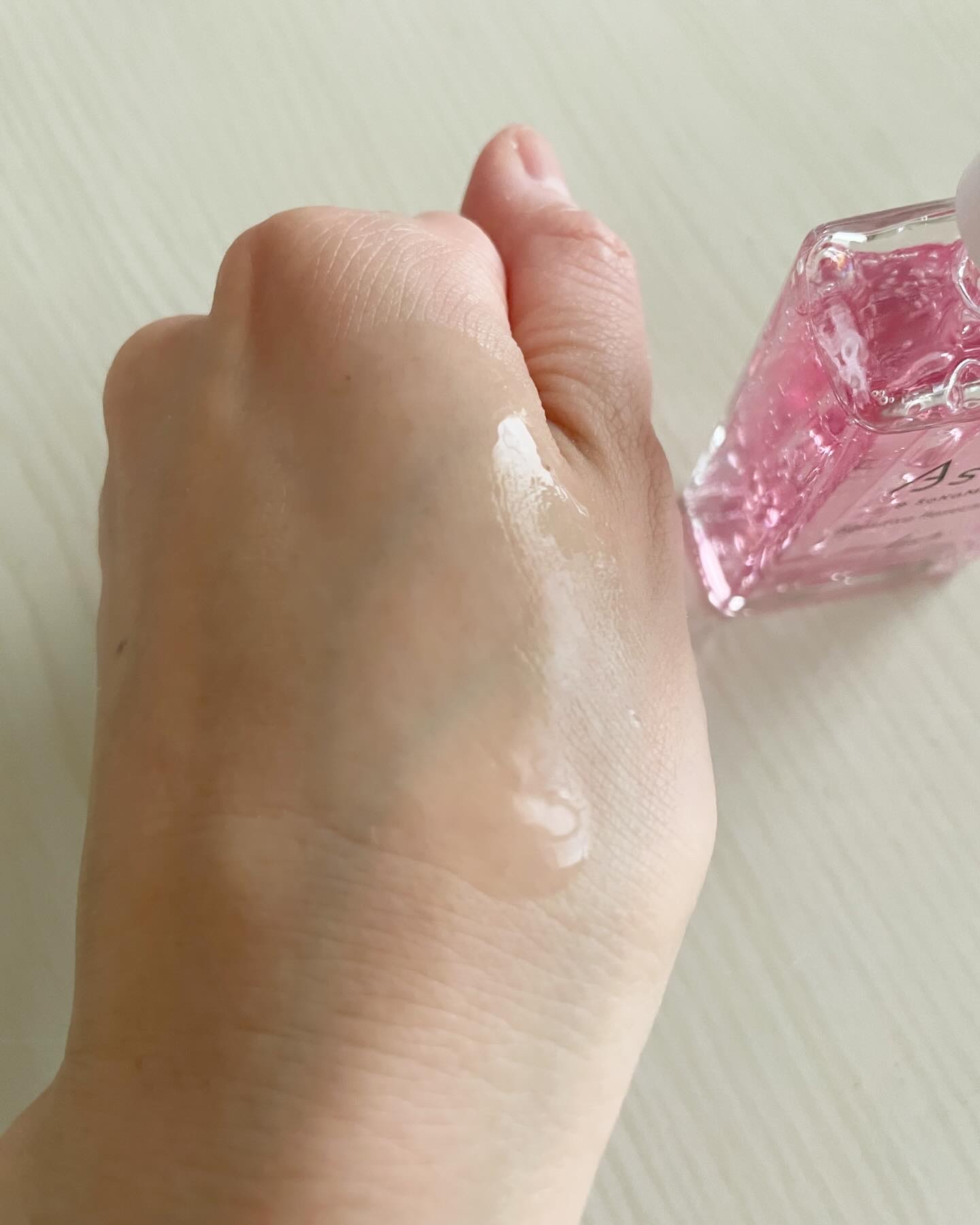 センシティブ ベースケアコンク/Asmy/美容液を使ったクチコミ（3枚目）