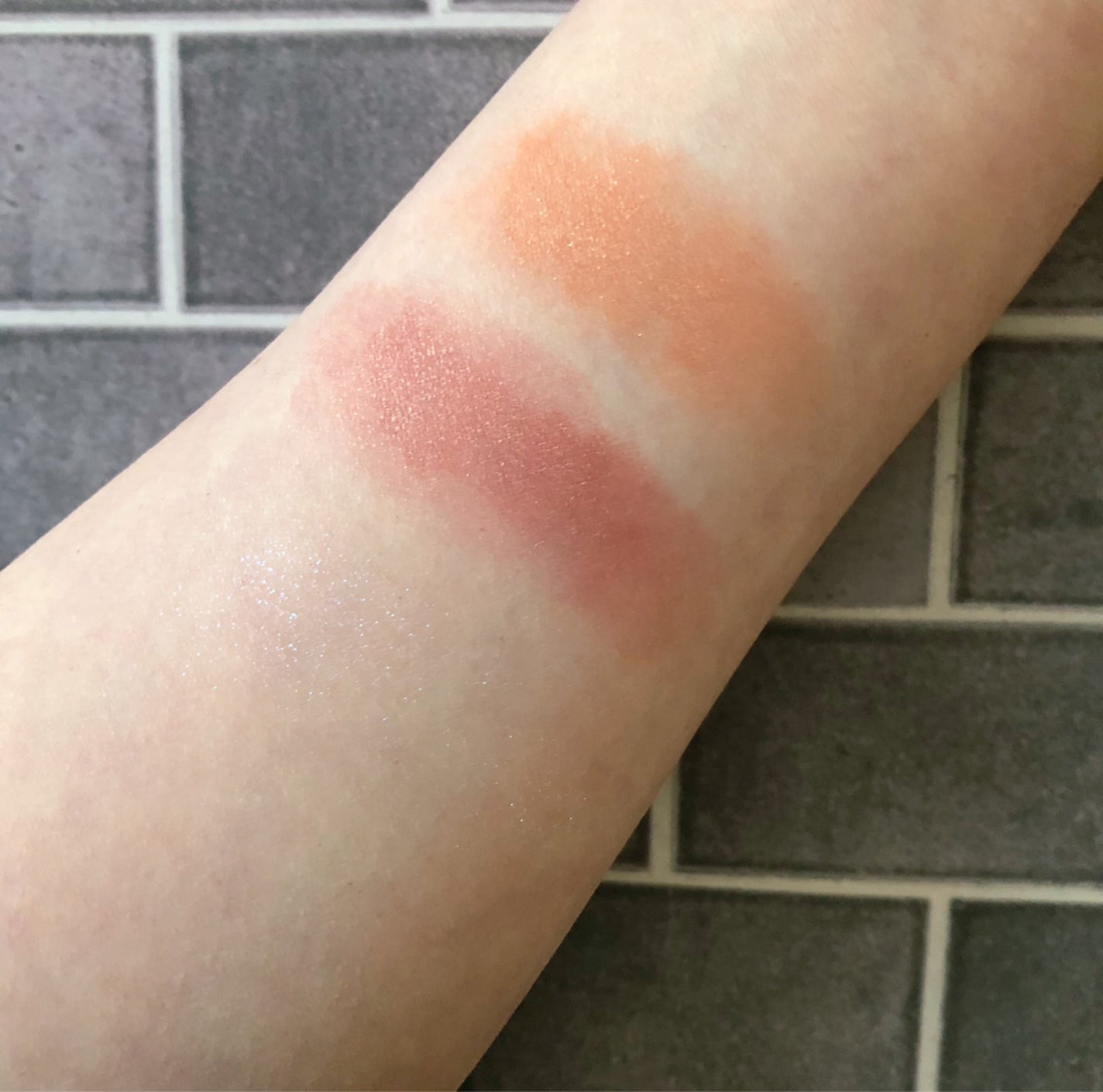 グローキッサー チークブラッシュ/グローキッサー ハイライター/MAYBELLINE NEW YORK/リキッドチークを使ったクチコミ(5枚目)