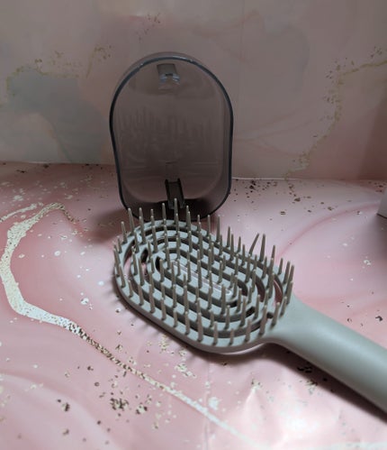 ユニークリー 4wayスムースヘアブラシ/ビー・エヌ/ヘアブラシを使ったクチコミ(4枚目)