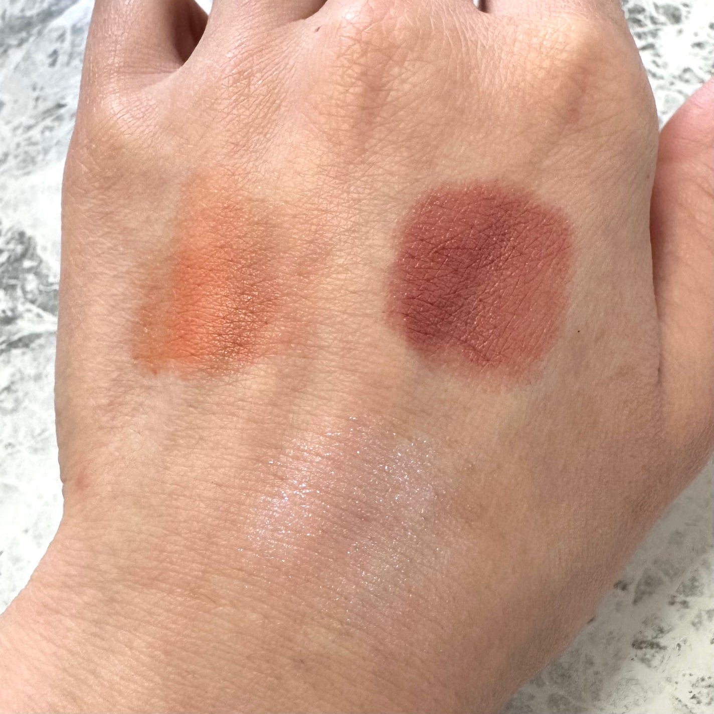 グローキッサー チークブラッシュ/グローキッサー ハイライター/MAYBELLINE NEW YORK/リキッドチークを使ったクチコミ(5枚目)