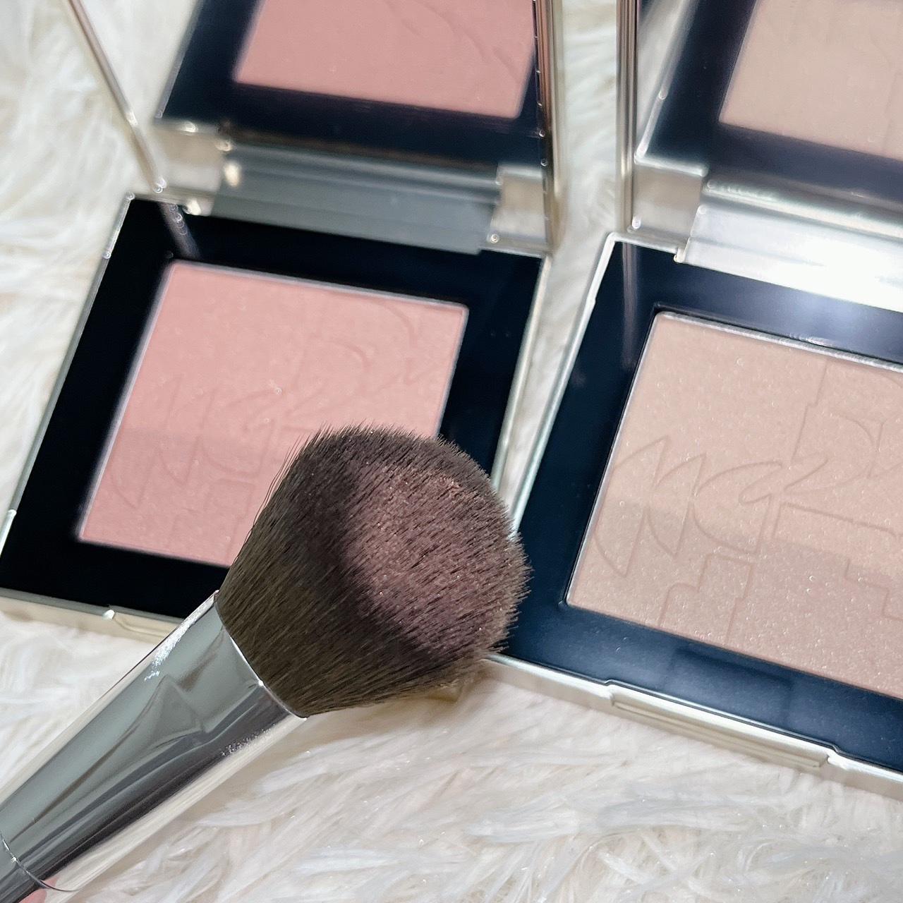 オールオーバーフェイスブラッシュ/TWO SLASH FOUR/パウダーチークを使ったクチコミ（2枚目）