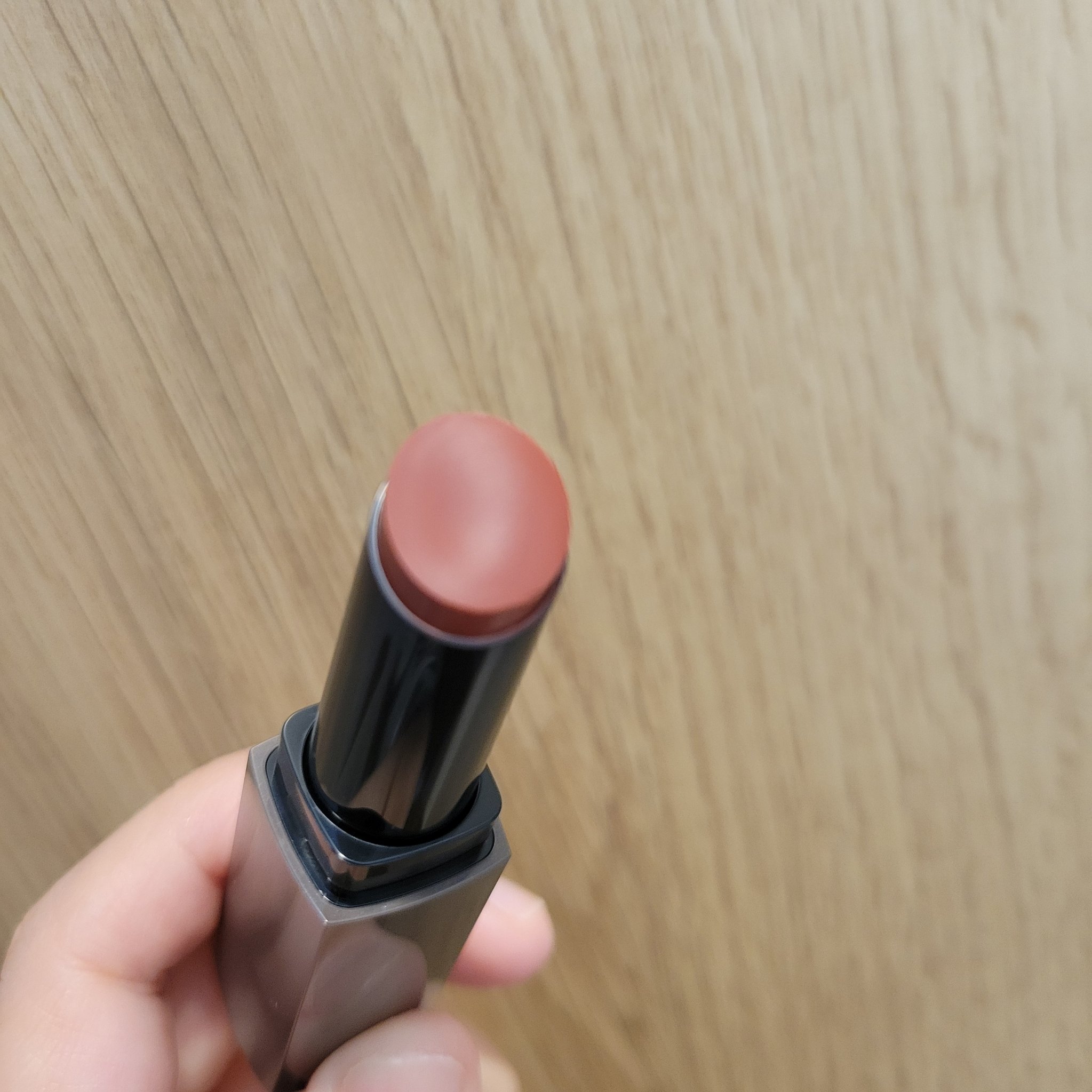 リップカラーシールド 01 フィグブラウン/CEZANNE/口紅を使ったクチコミ（3枚目）