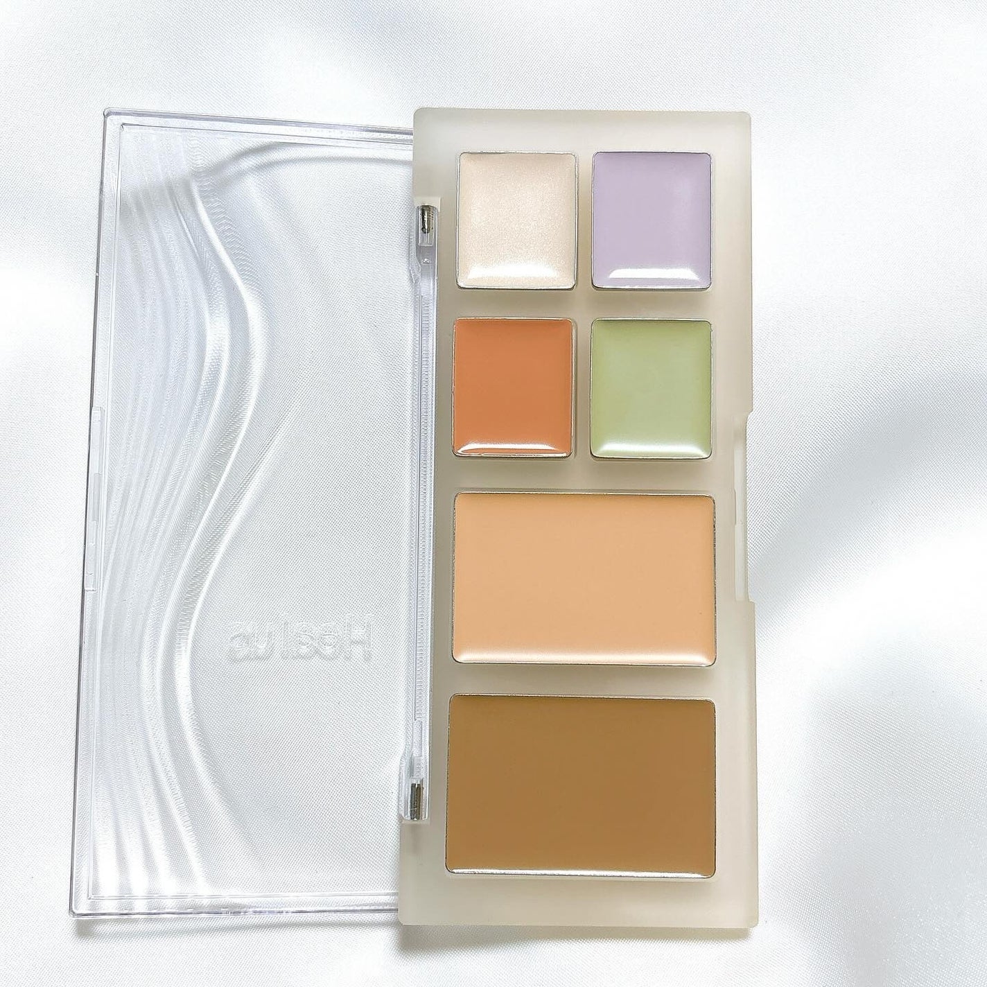 ブリージングコンシーラーパレット/Healus/パレットコンシーラーを使ったクチコミ(8枚目)