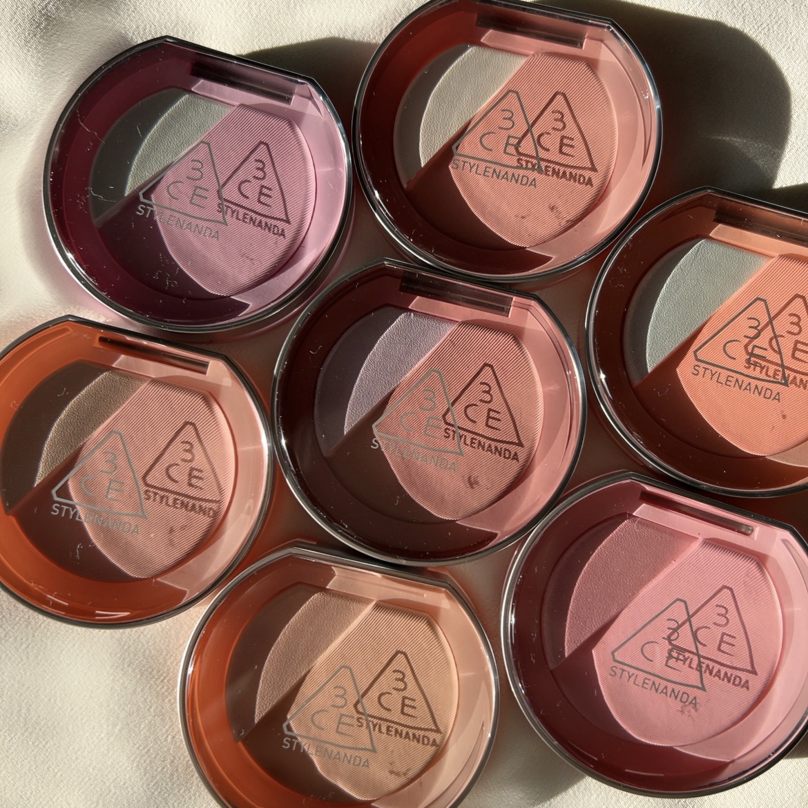 3CE ブラッシュライター/3CE/パウダーチークを使ったクチコミ（2枚目）