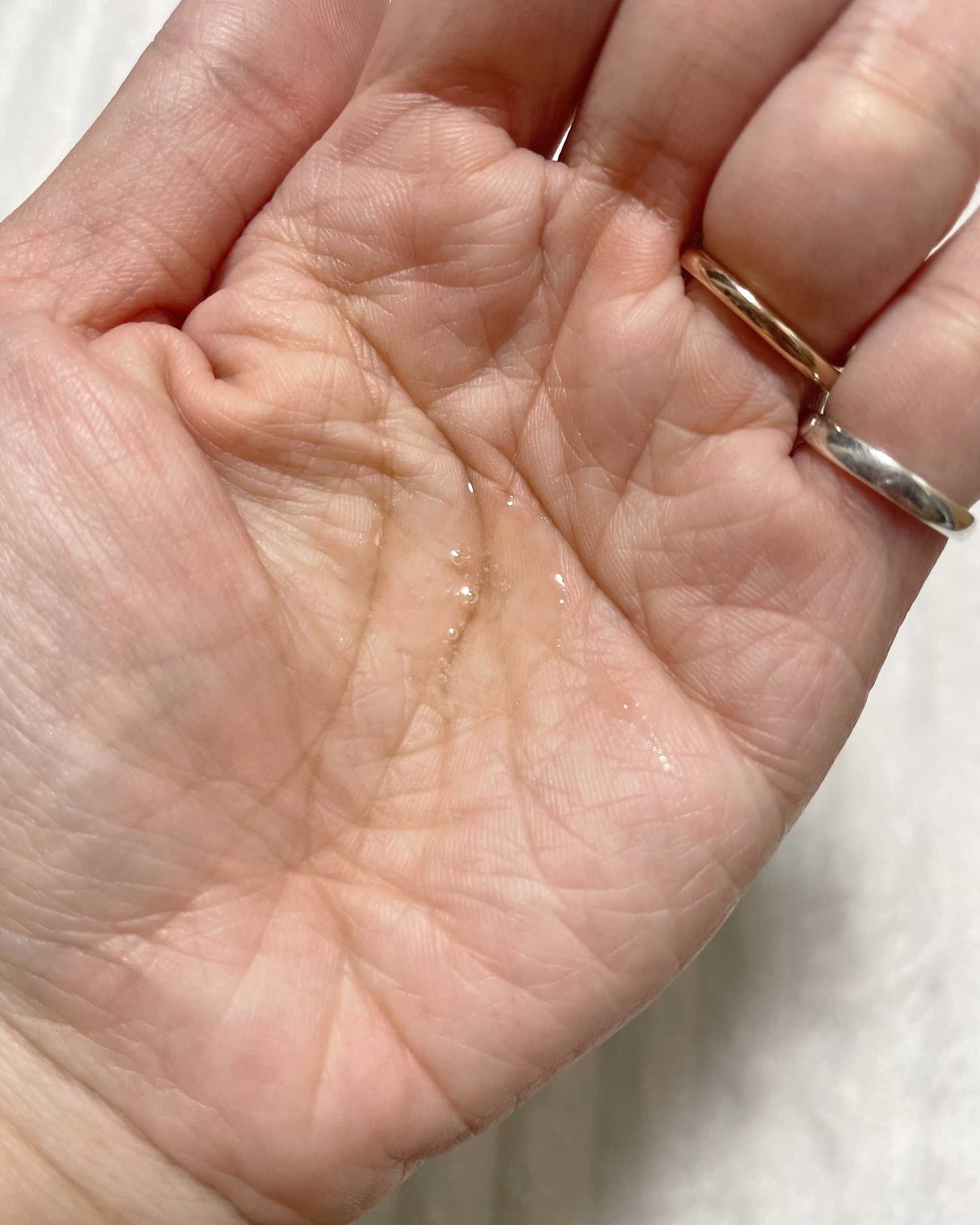 ナウアンドダン エッセンシャルヘアオイル/now & than（ナウアンドダン）/ヘアオイルを使ったクチコミ（3枚目）