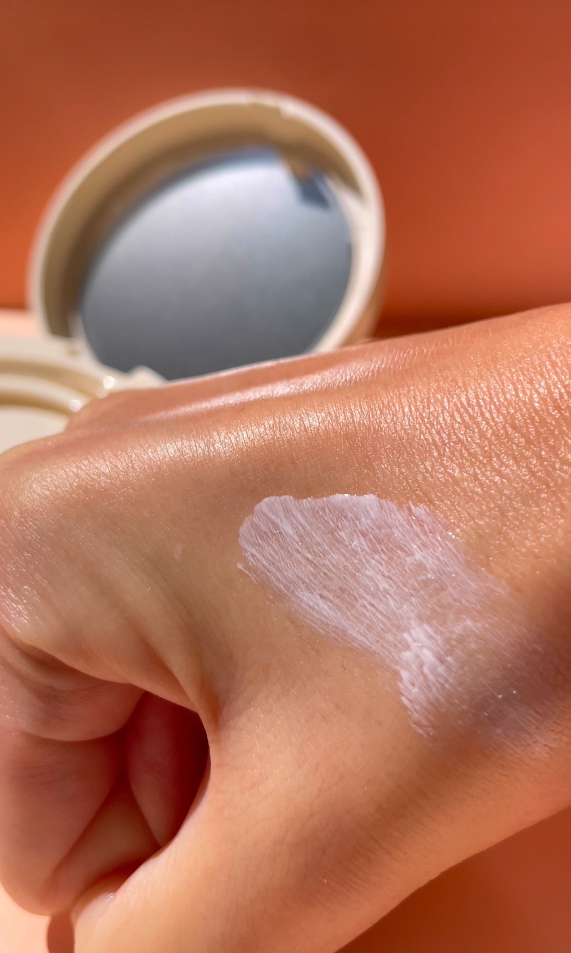 日焼け止めクッション SPF 43 PA+++/モンディエス/日焼け止めローションを使ったクチコミ(5枚目)