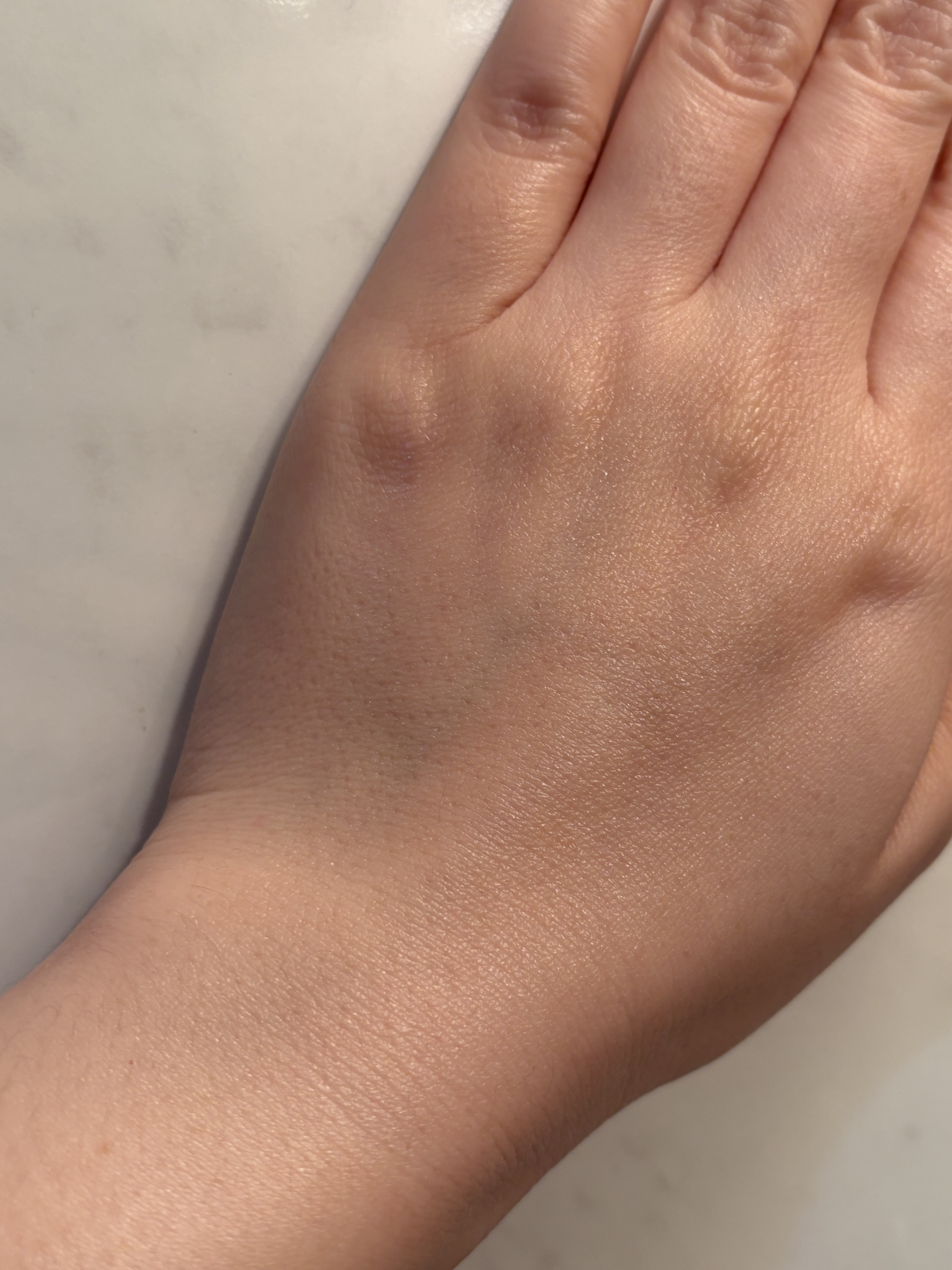 ニベアUV ディープ プロテクト＆ケア ジェル/ニベア/日焼け止めジェルを使ったクチコミ（3枚目）