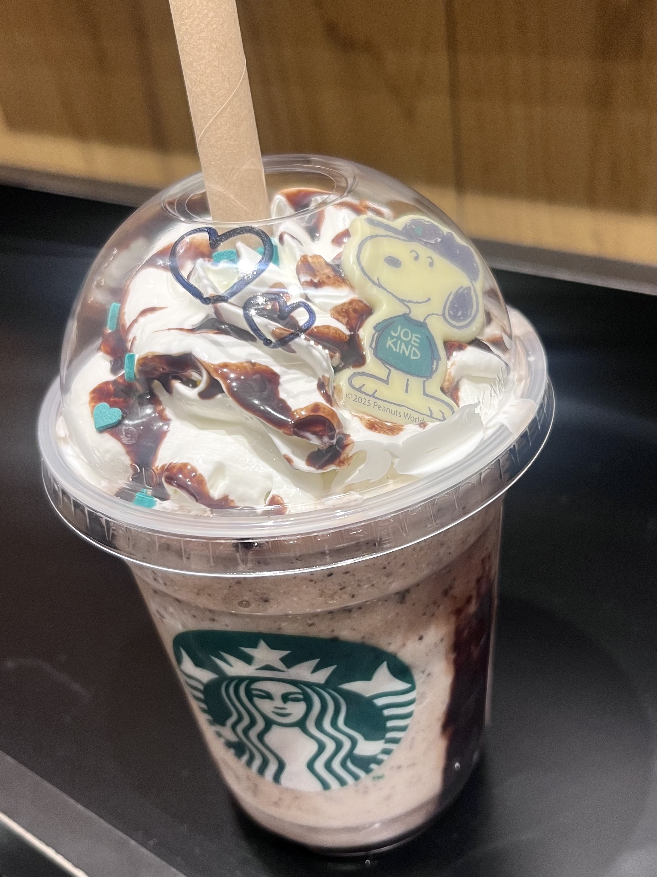 ジョー カインド スヌーピー キャラメル チョコレート オーツミルク フラペチーノ/スターバックス/その他を使ったクチコミ（2枚目）