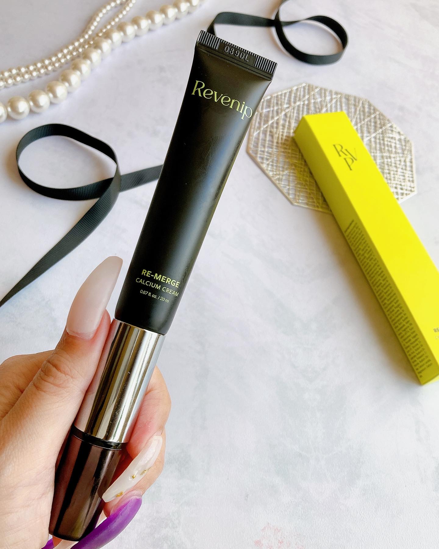リマージカルシウム振動アイクリーム/REVENIP/フェイスクリームを使ったクチコミ（1枚目）
