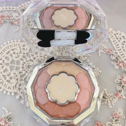 ジルスチュアート ブルームクチュール アイズ/JILL STUART/アイシャドウパレットを使ったクチコミ(3枚目)