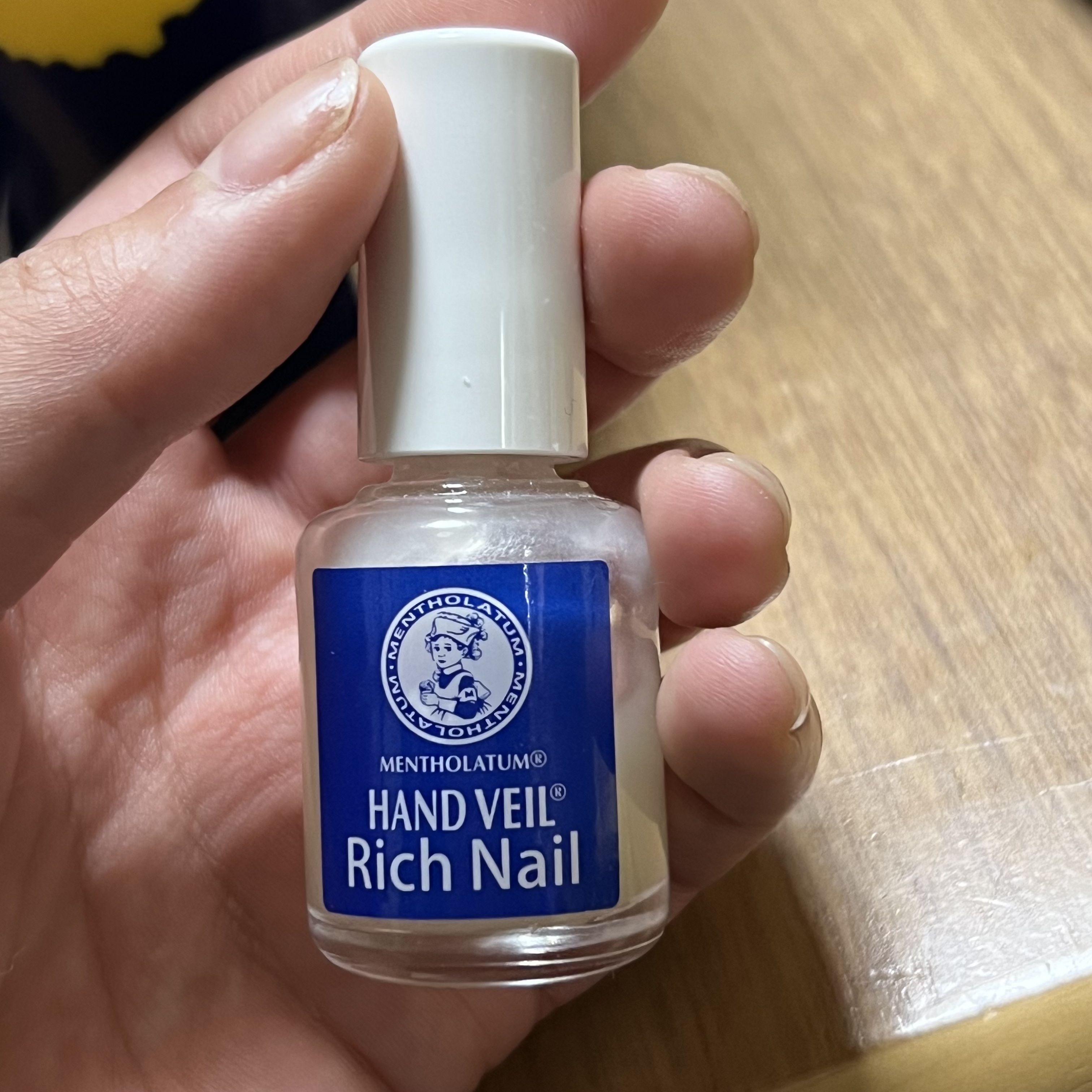 ハンドベール リッチネイル爪補強コート /メンソレータム/オールインワンネイルを使ったクチコミ（1枚目）