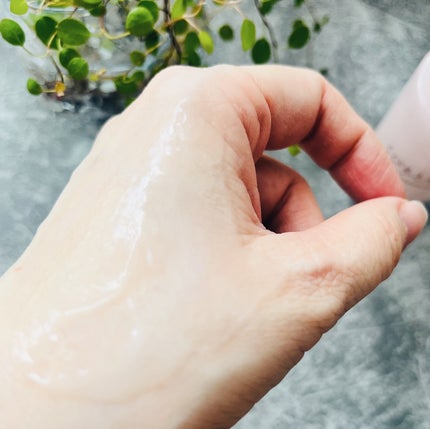 くびもと美人 あごライン集中ケア美容液 /マックス/フェイスクリームを使ったクチコミ(6枚目)