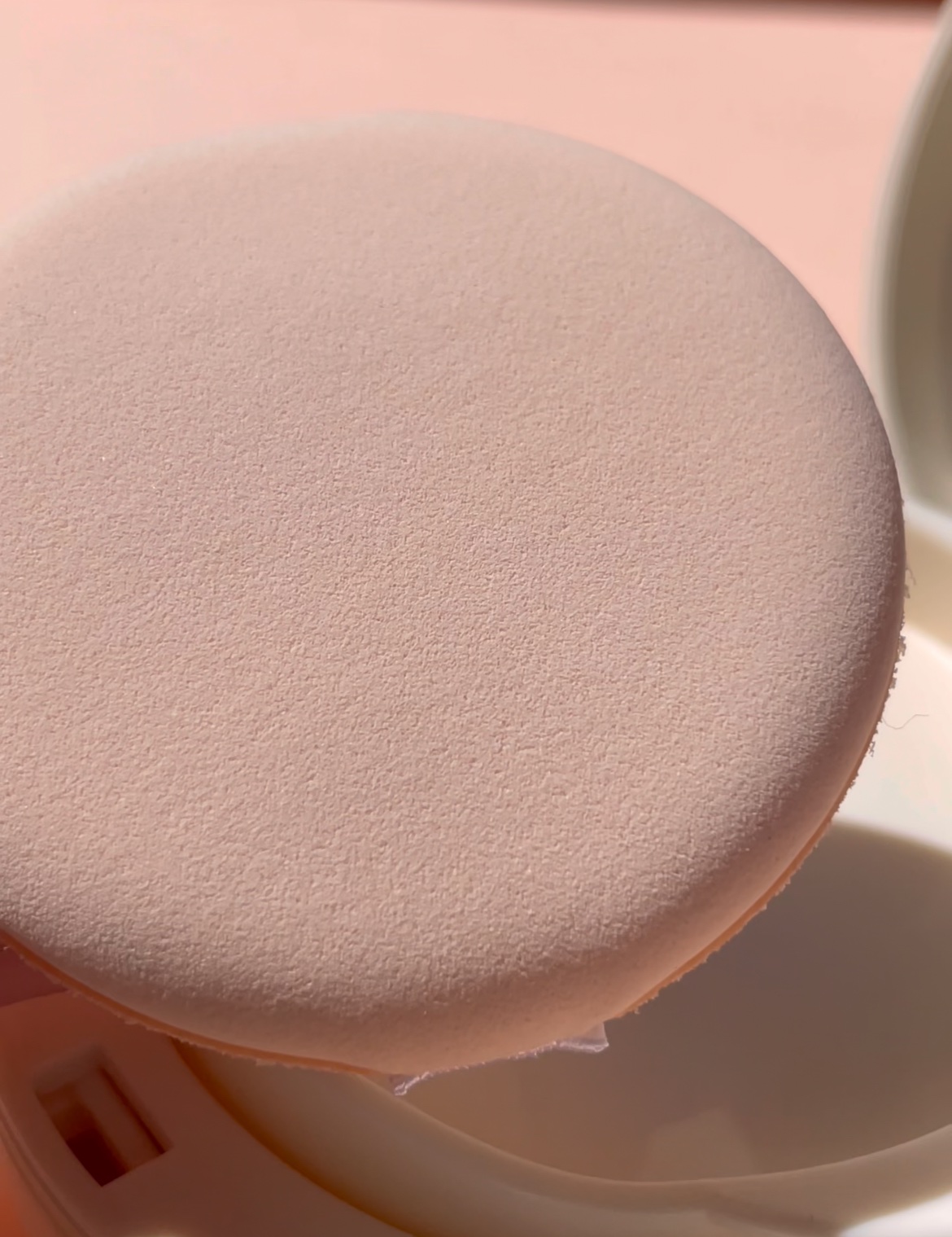 日焼け止めクッション SPF 43 PA+++/モンディエス/日焼け止めローションを使ったクチコミ（2枚目）