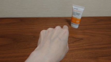 サンスクリーン+モイスト(色付き)<日焼け止め>/DR.WU/日焼け止めローションを使ったクチコミ(4枚目)