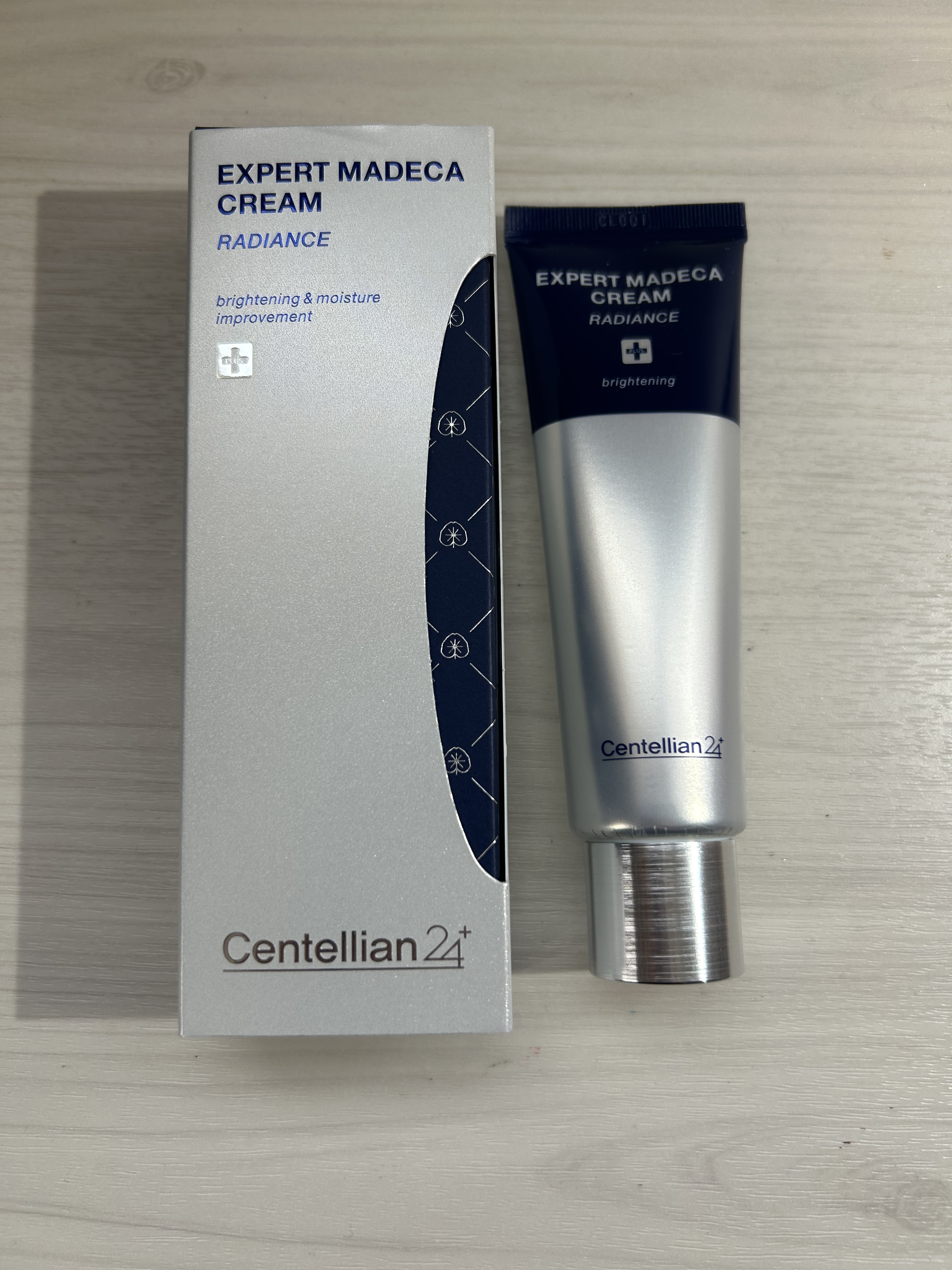 エキスパートマデカクリーム （レイディアンス）/センテリアン24/フェイスクリームを使ったクチコミ（2枚目）
