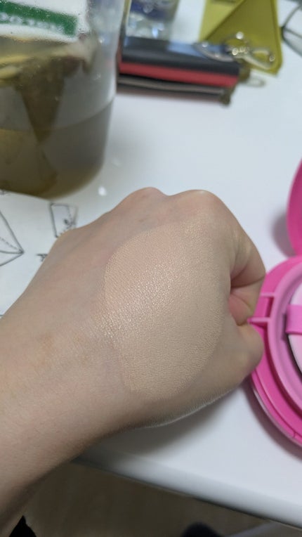 マスク フィット レッド クッション 17C(『たまごっち』デザイン)/TIRTIR(ティルティル)/クッションファンデーションの画像