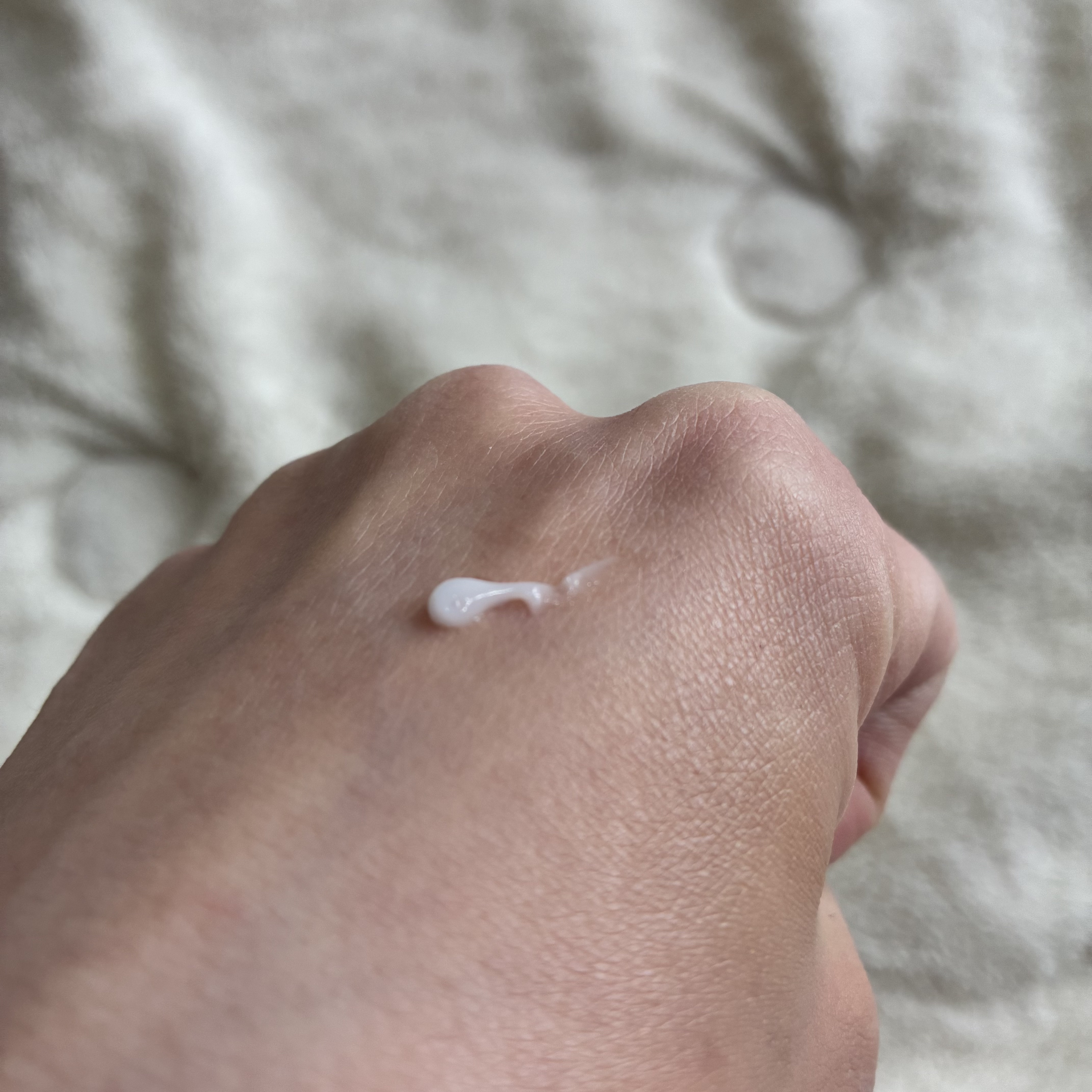 リンクルホワイトアイクリーム/CEZANNE/アイケア・アイクリームを使ったクチコミ（2枚目）