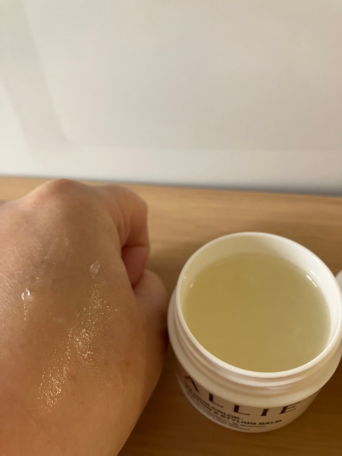 アリィー クロノビューティ UV ヘアカラーラスティング&スタイリング バーム/アリィー/ヘアバームを使ったクチコミ(5枚目)