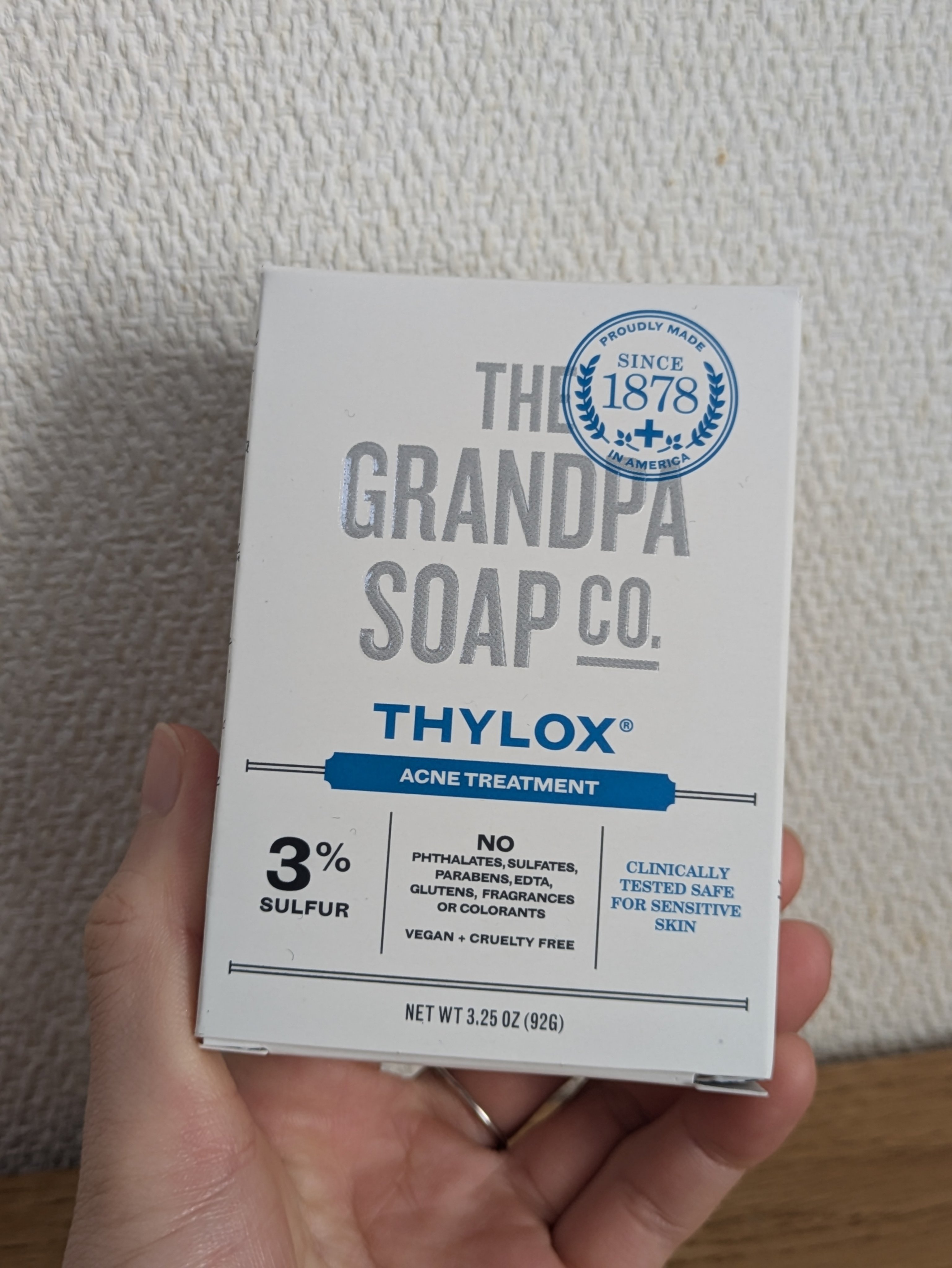 こちらもiherbでニキビに効くとあり購入！

洗顔は肌に優しいヘルシーな石鹸派です🧼🫧
コスパもいいし✨️

こちらもサリチル酸のパットとあわせて3/21と合わせて使用始めました！

もう少し、長い目で様子を見ます…