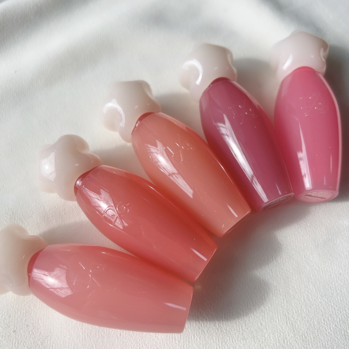 ピュアウォーターリップグロス 01 コーラルジュース/dasique/リップグロスを使ったクチコミ（3枚目）