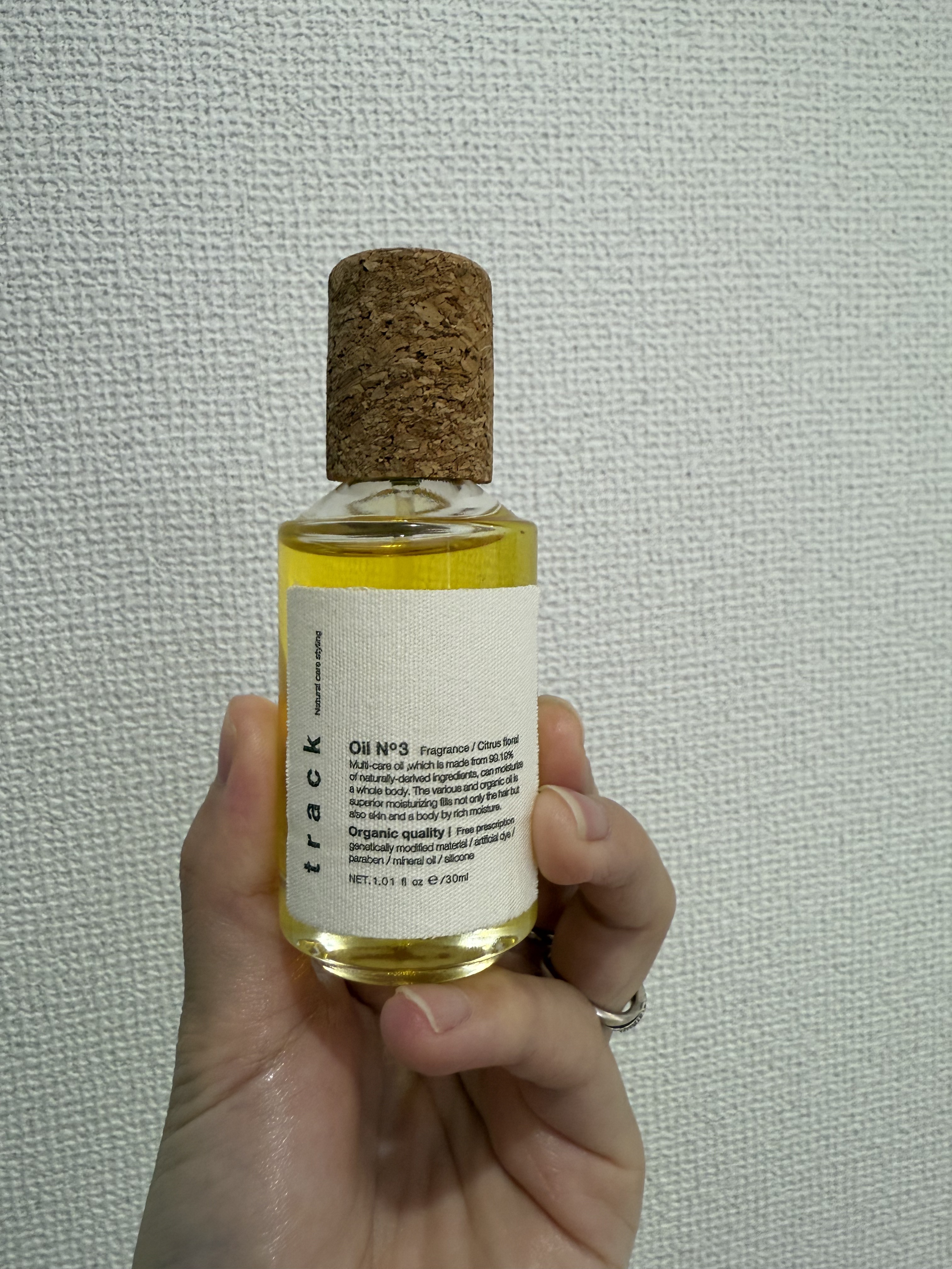 トラック オイル 30ml（ミニサイズ）　No.3/track/ヘアオイルを使ったクチコミ（1枚目）