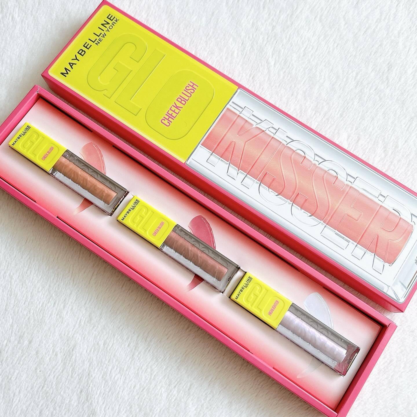 グローキッサー チークブラッシュ／グローキッサー ハイライター 25 秘めた心のブルーラメ/MAYBELLINE NEW YORK/リキッドチークを使ったクチコミ（1枚目）