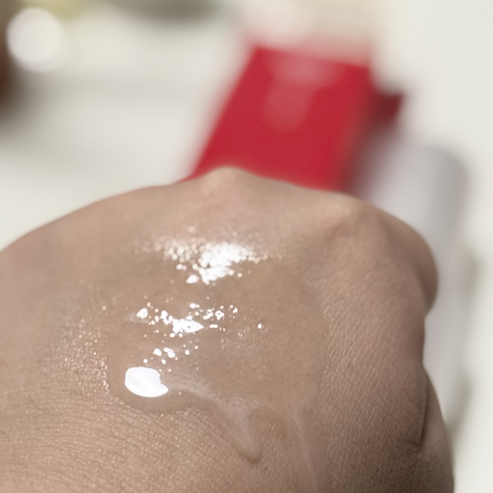 サナ　舞妓はん　化粧もちおしろいミスト/舞妓はん/フィックスミストを使ったクチコミ（2枚目）