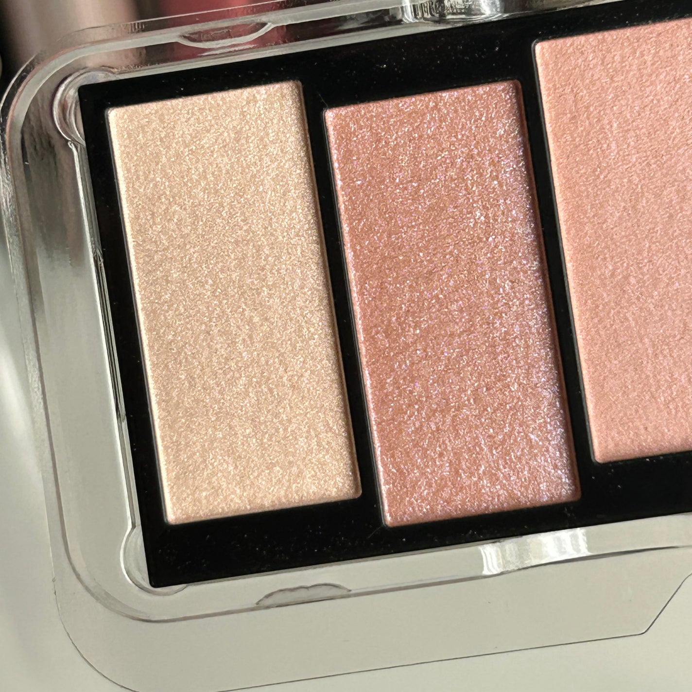 カラードシャドウ/KANEBO/アイシャドウパレットを使ったクチコミ(3枚目)