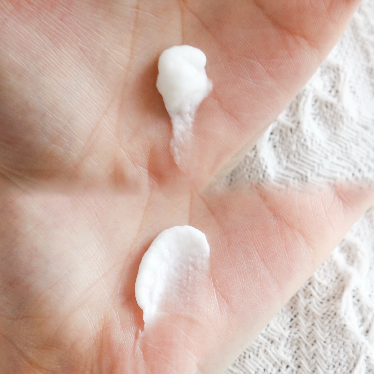 リチュアルヘアオイルラベンダー＆パチョリ/AROMATICA/ヘアオイルを使ったクチコミ（3枚目）