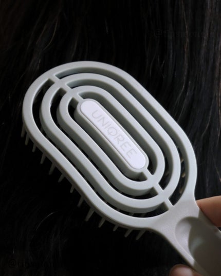 ユニークリー 4wayスムースヘアブラシ/ビー・エヌ/ヘアブラシを使ったクチコミ(2枚目)