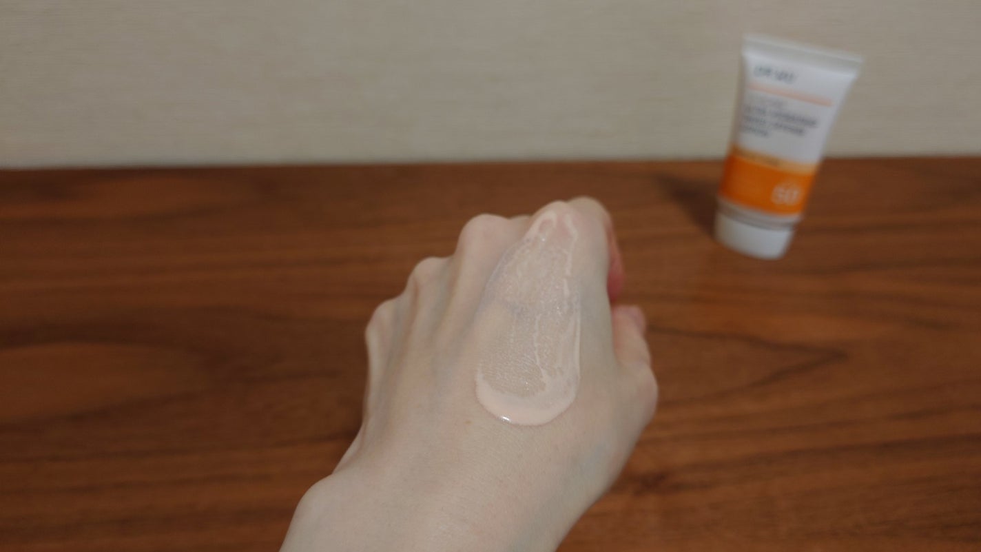 サンスクリーン+モイスト(色付き)<日焼け止め>/DR.WU/日焼け止めローションを使ったクチコミ(3枚目)