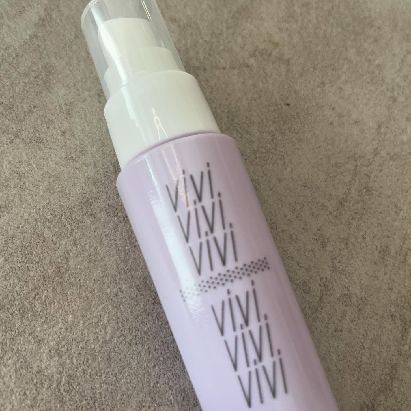 色持ちミスト/ヴィ・ヴィ/その他化粧小物を使ったクチコミ(5枚目)