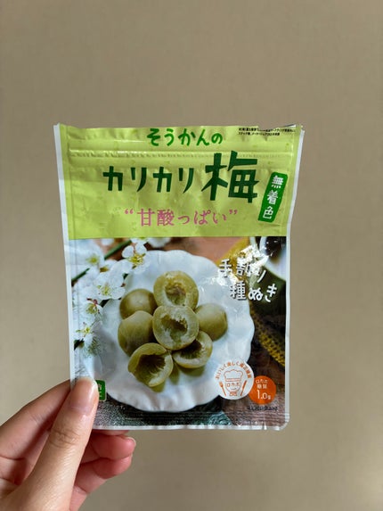 sokan かりかり梅のクチコミ「sokan かりかり梅
無着色
甘酸っぱい
手割り種ぬき!!
ロカボ糖質1.0g
最近梅.....」(1枚目)