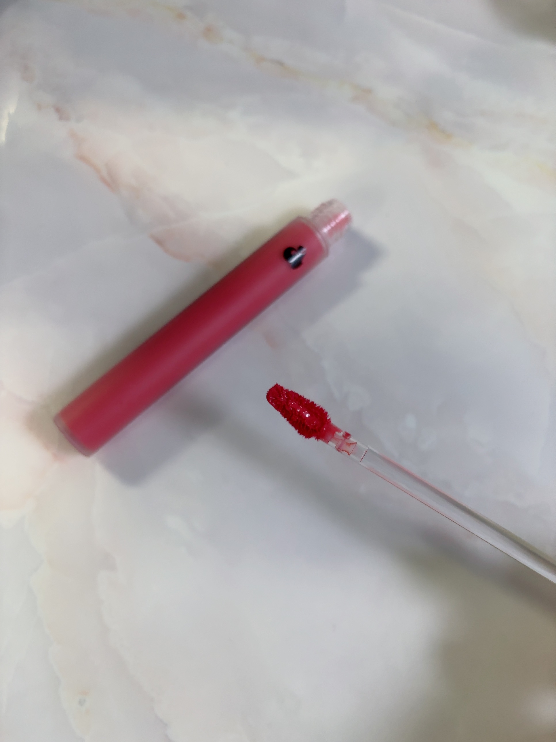 ノンスティッキーダズルティント/unleashia/リップティントを使ったクチコミ（3枚目）