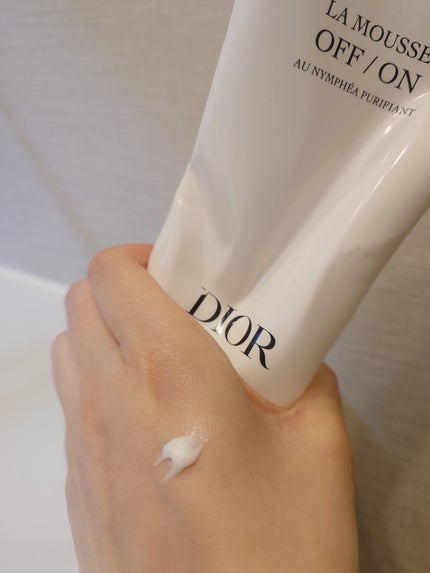 Dior ラ ムース ピュリフィアン オフ オンのクチコミ「Diorの洗顔、使い切りです✨最後まで使ったので写真がべこべこですみません💦以前に友達からプレ.....」(2枚目)