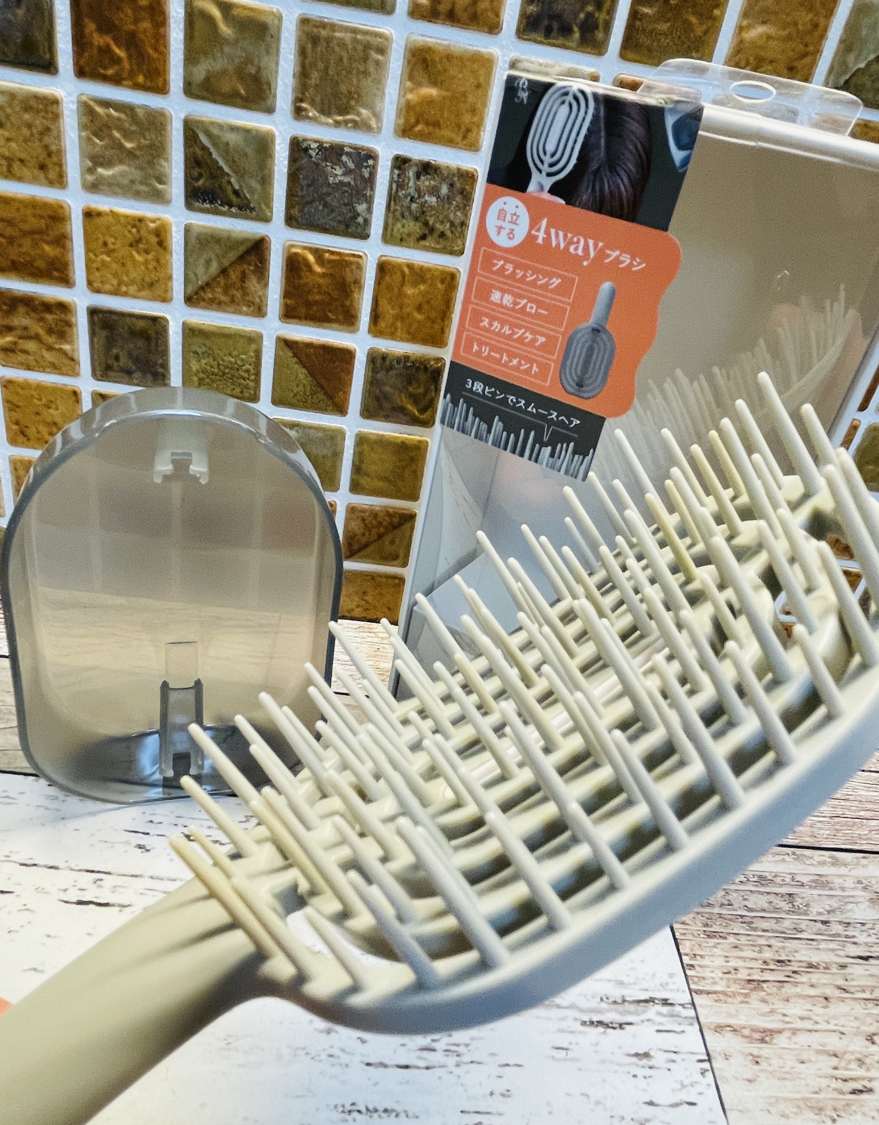 ユニークリー 4wayスムースヘアブラシ/ビー・エヌ/ヘアブラシを使ったクチコミ（2枚目）