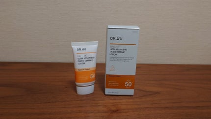 サンスクリーン+モイスト(色付き)<日焼け止め>/DR.WU/日焼け止めローションを使ったクチコミ(1枚目)