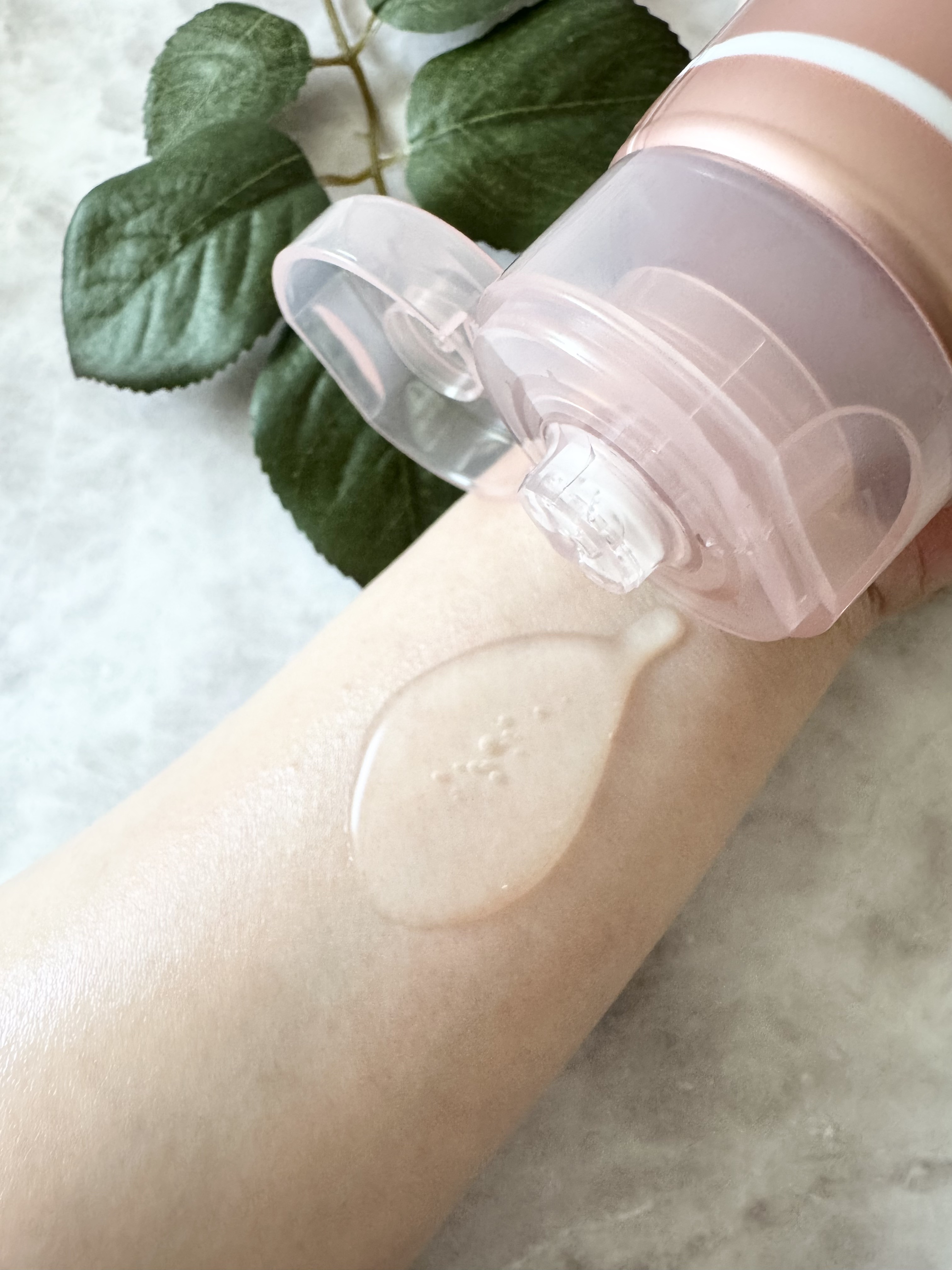 コラーゲンナイトラッピングマスク/MEDICUBE/洗い流すパック・マスクを使ったクチコミ（2枚目）