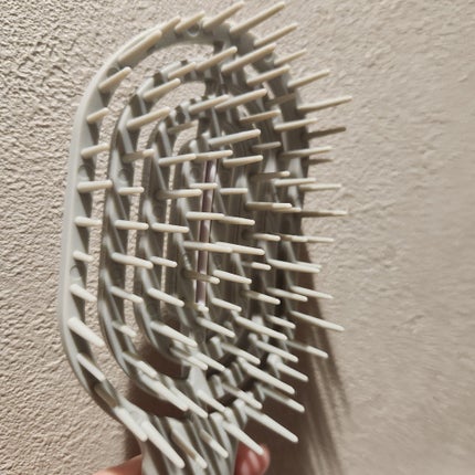 ユニークリー 4wayスムースヘアブラシ/ビー・エヌ/ヘアブラシを使ったクチコミ(2枚目)