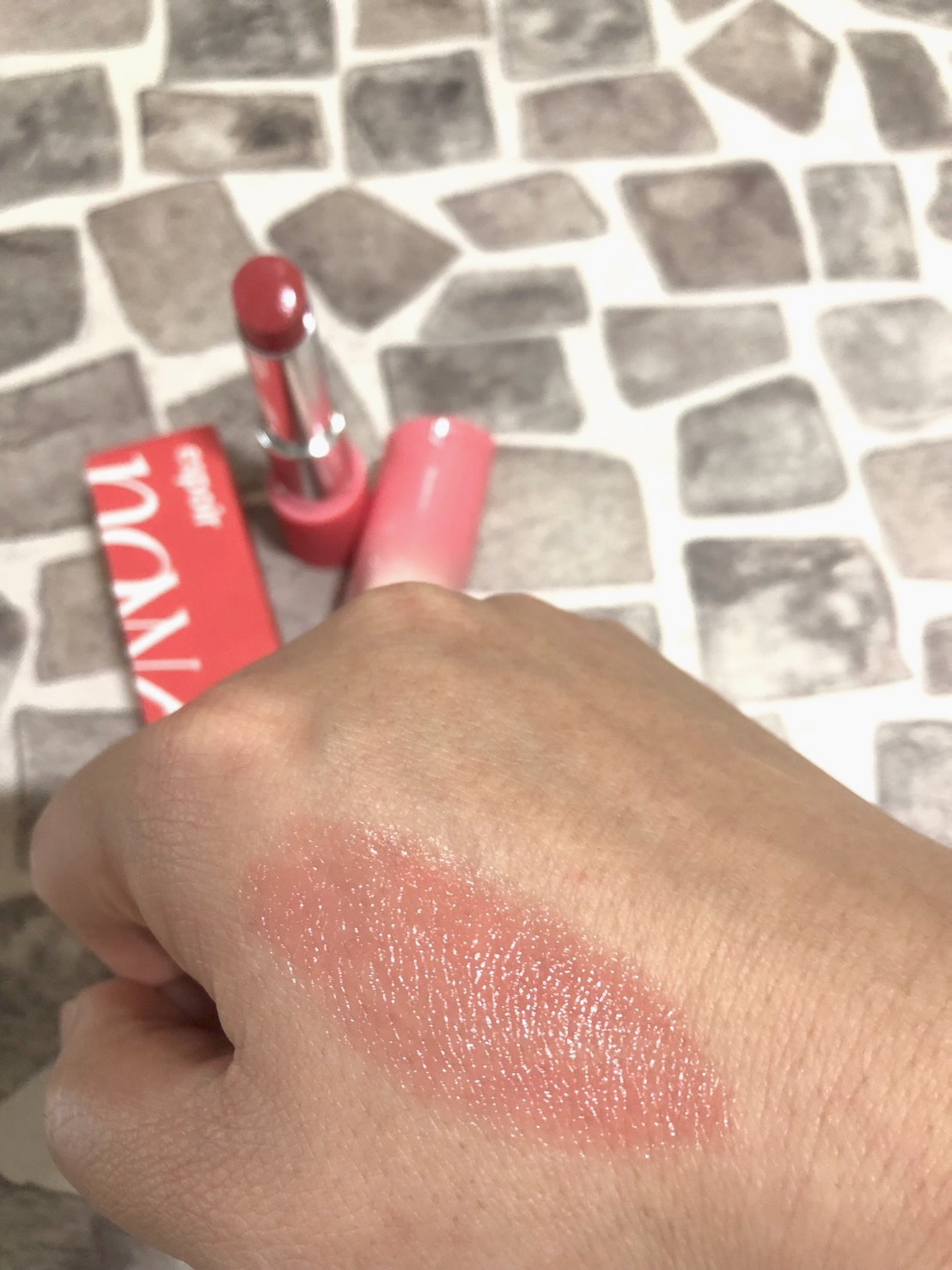 ノーウェアリップスティック バーミンググロー/espoir/口紅を使ったクチコミ（3枚目）