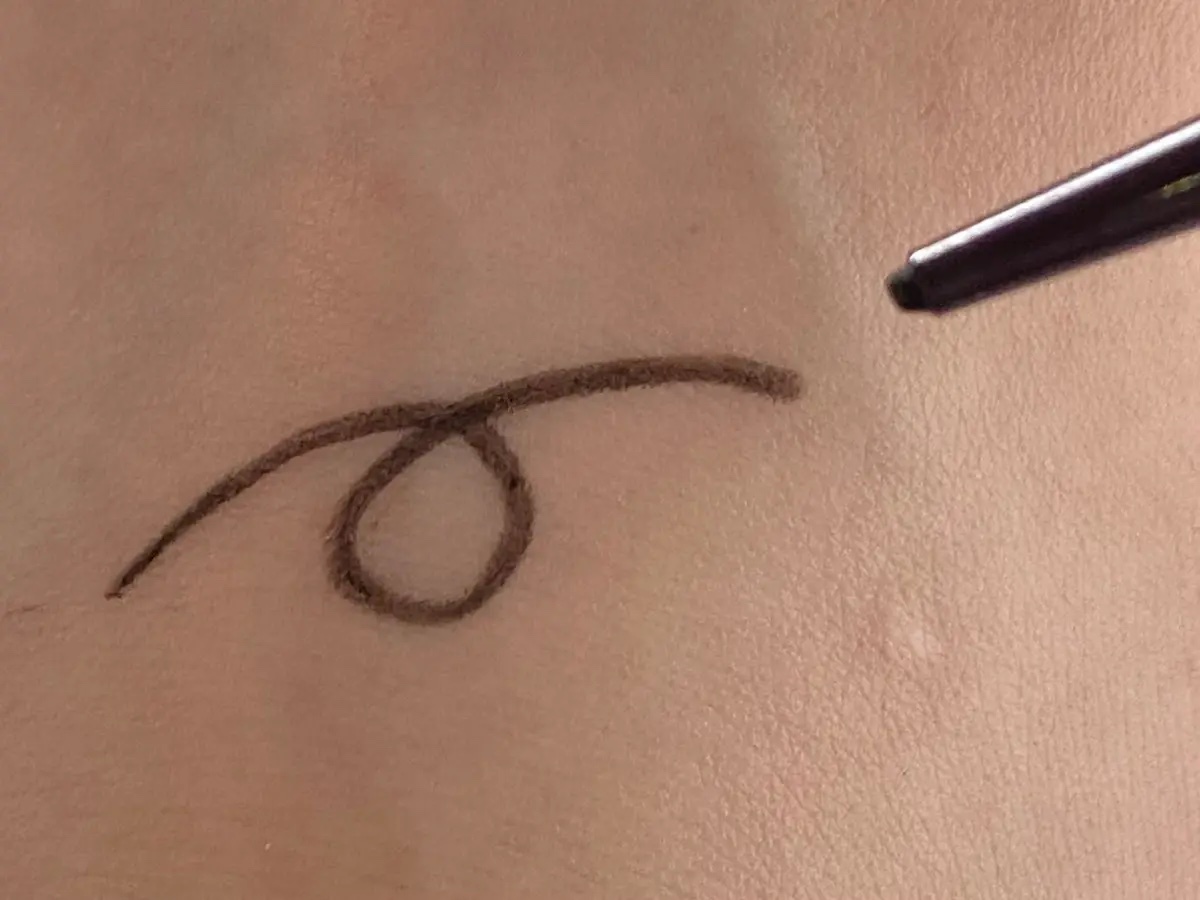 ヒロインメイク ロングステイ シャープジェルライナーN/ヒロインメイク/ジェルアイライナーを使ったクチコミ（3枚目）