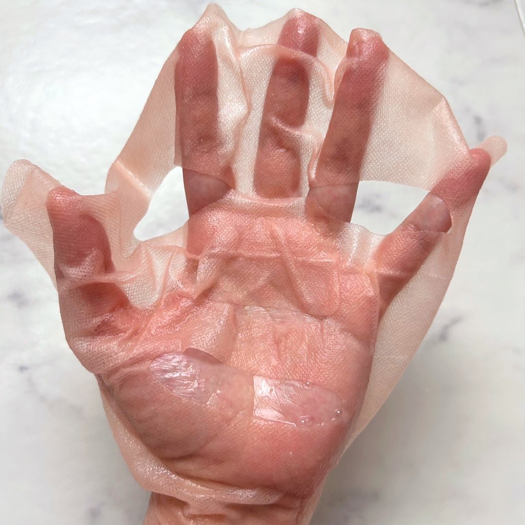 アルファNビタトーニングレッドオイルマスク/ShionLe/シートマスク・パックを使ったクチコミ（3枚目）