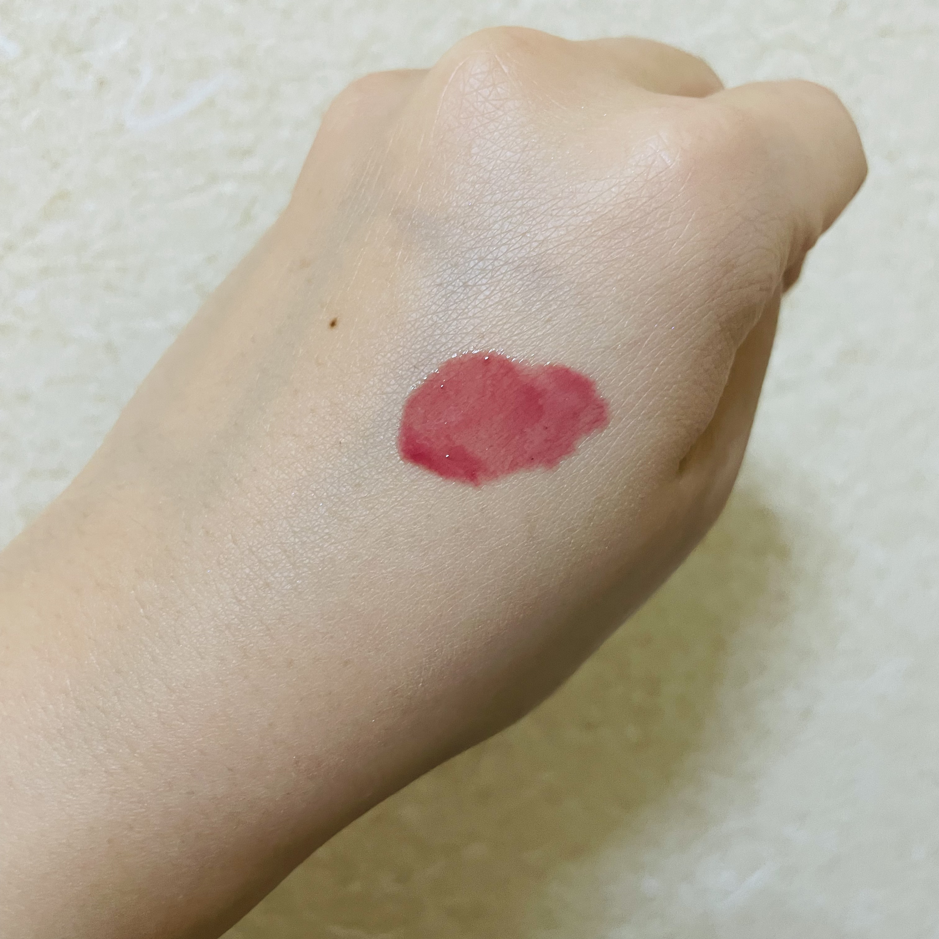 ちゅるるんグロス 03 ディナーチェリー /b idol/リップグロスを使ったクチコミ（2枚目）