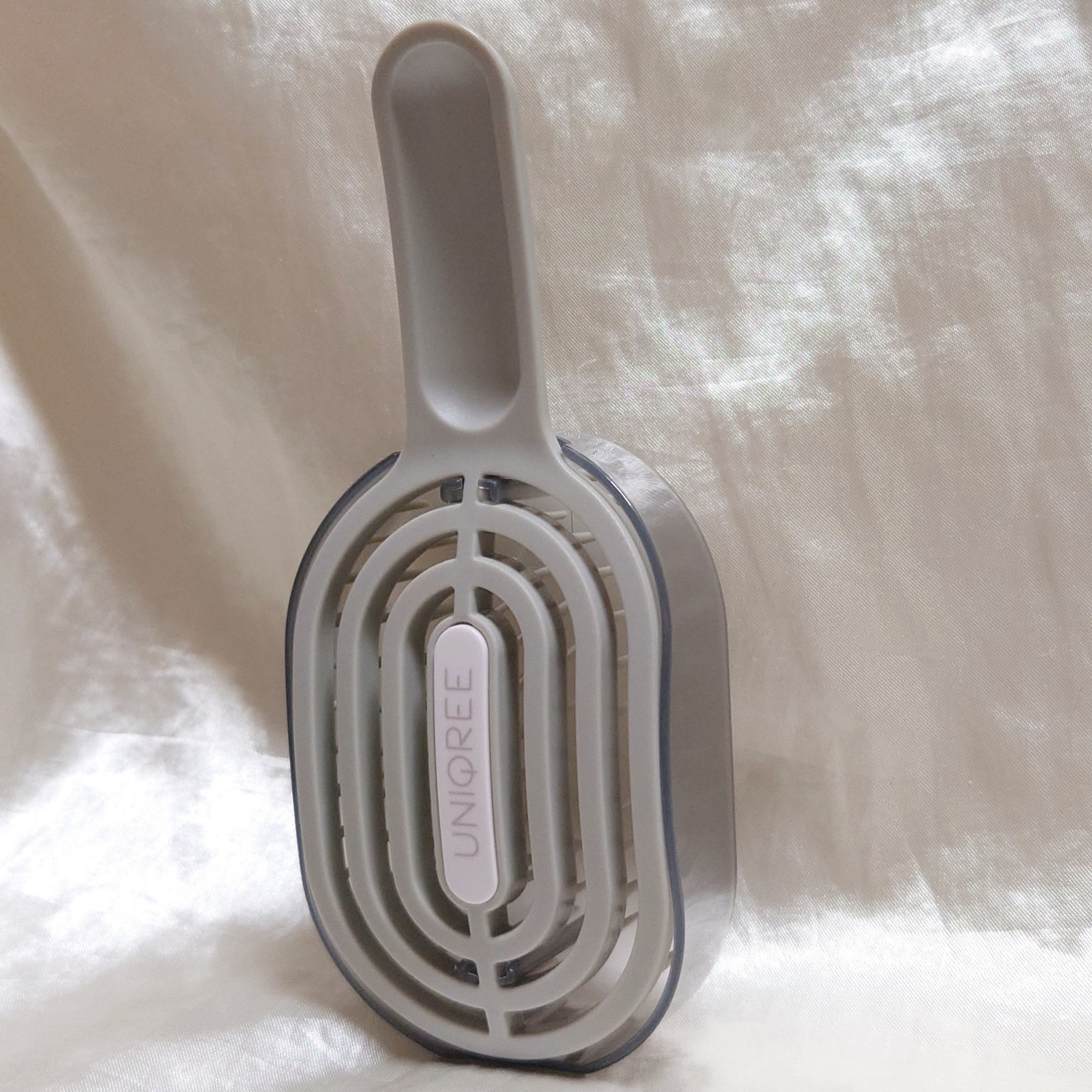 ユニークリー 4wayスムースヘアブラシ/ビー・エヌ/ヘアブラシを使ったクチコミ（2枚目）