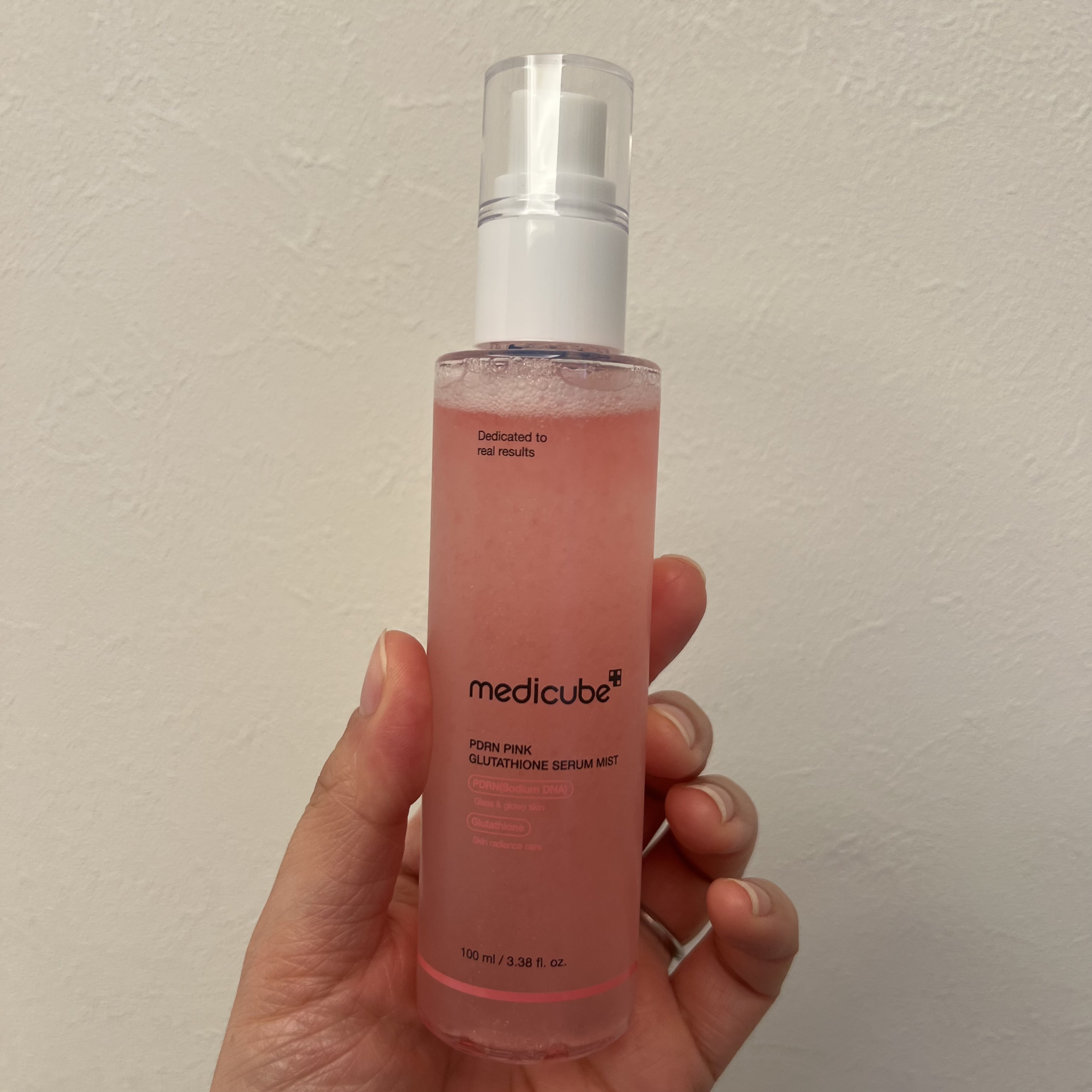 PDRNピンクセラムミスト/MEDICUBE/美容液を使ったクチコミ（2枚目）