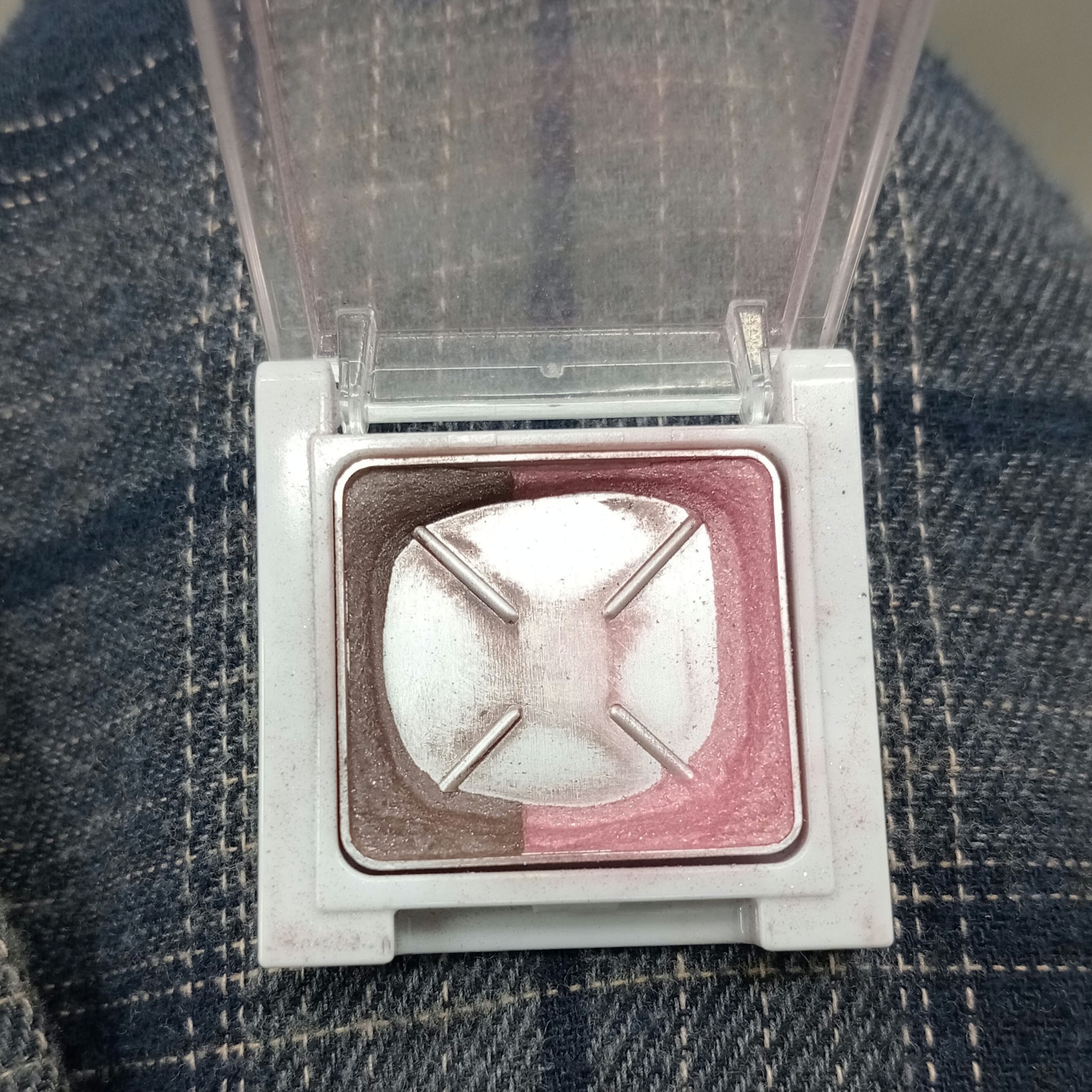 ツイングラデーションアイカラー/オルビス/アイシャドウパレットを使ったクチコミ（1枚目）